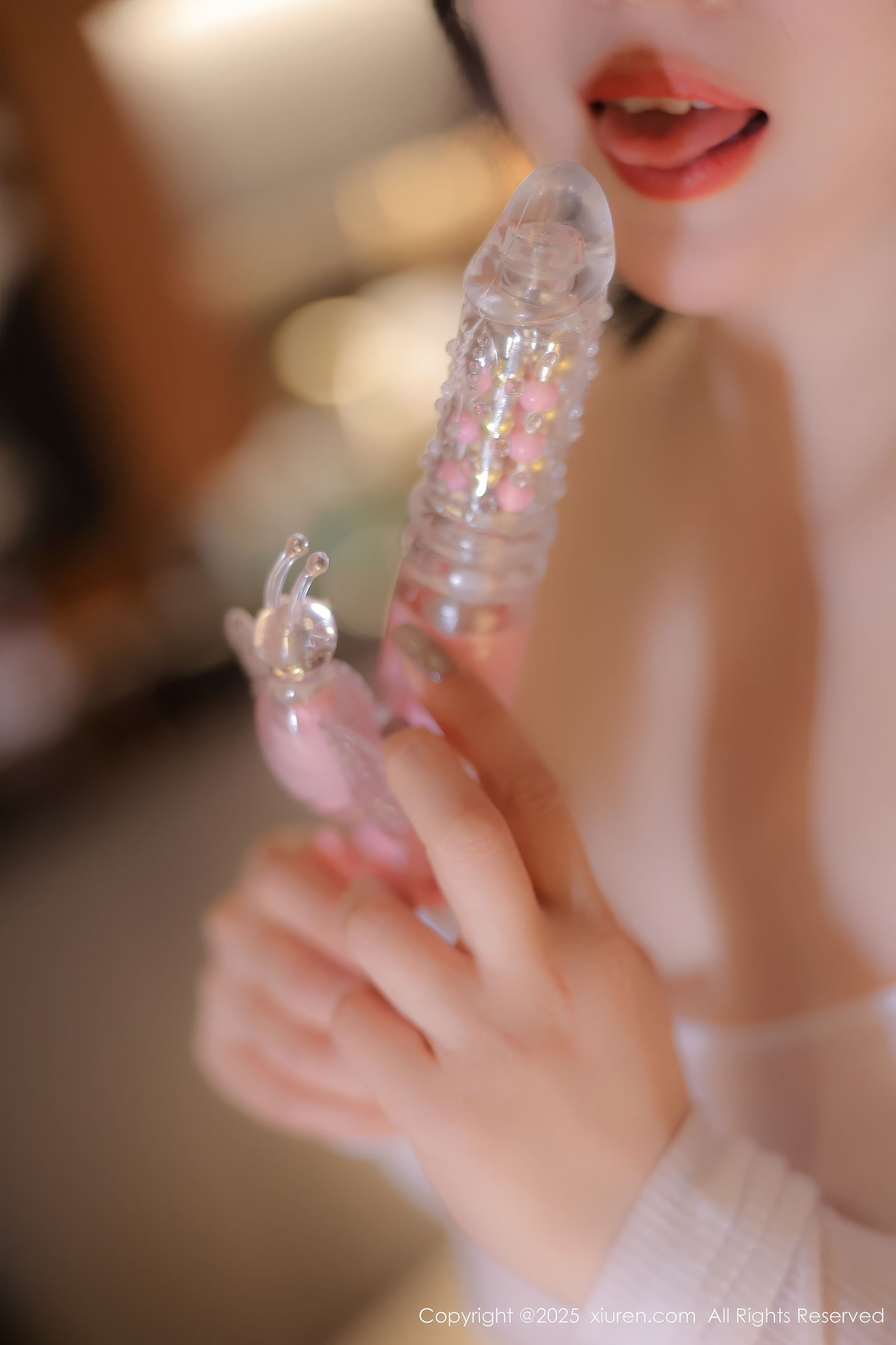 [秀人XiuRen] 2025.01.21 No.9788 M0nica/(83P)