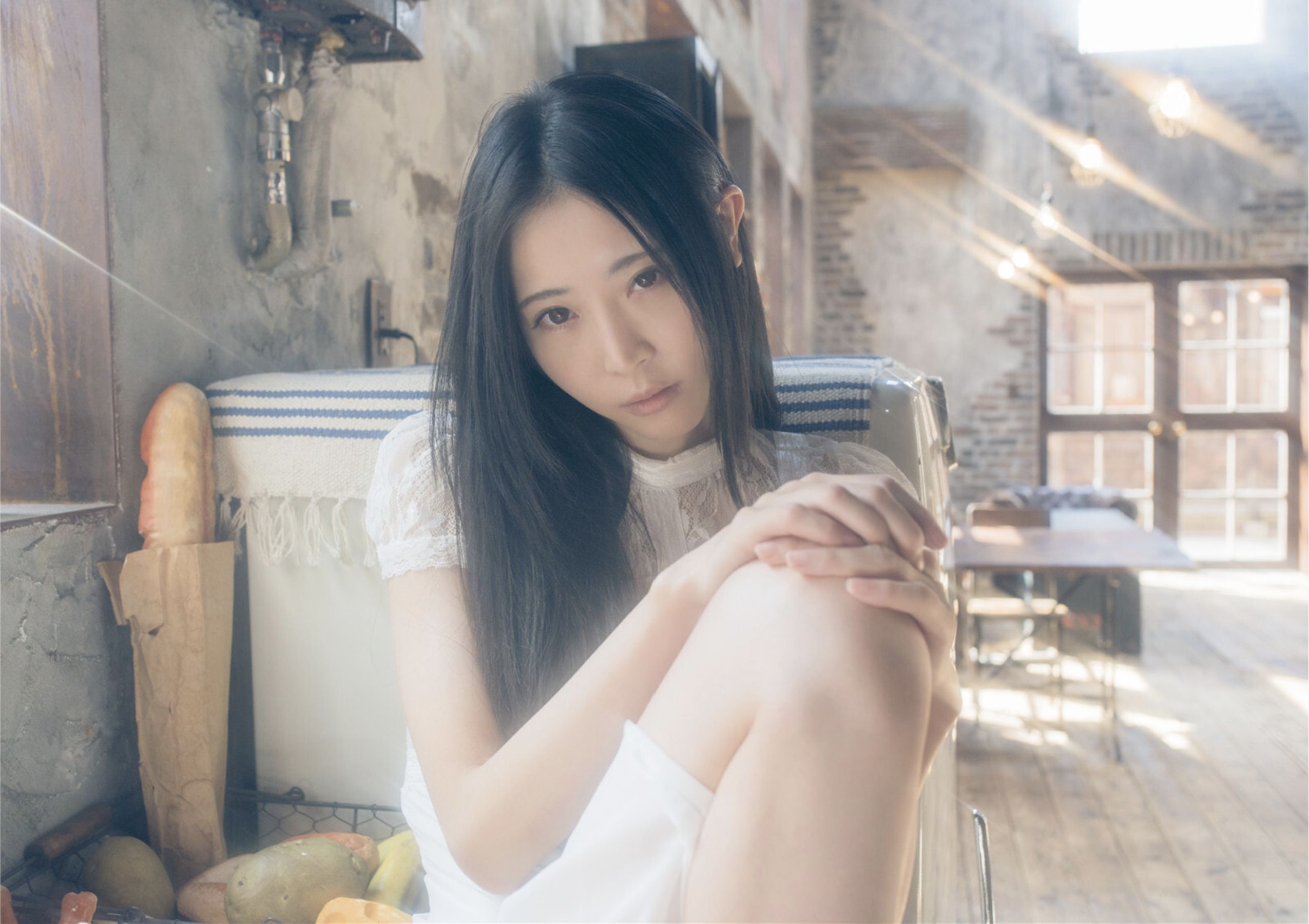 七菜乃 - Brilliant Light/(58P)