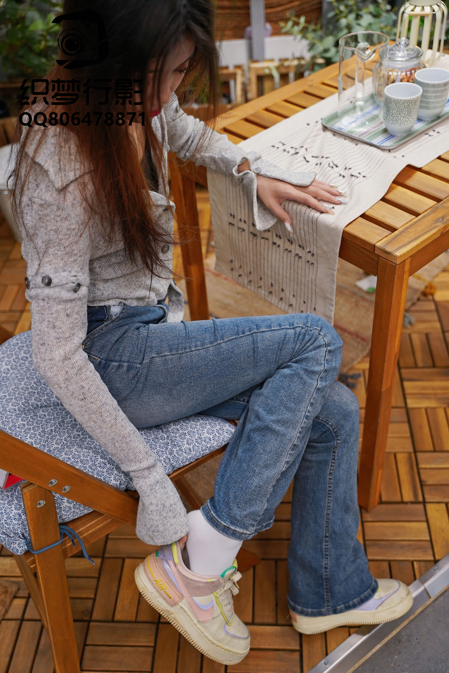 [织梦映像] 人潮拥挤-眼里温馨已通电/(325P)