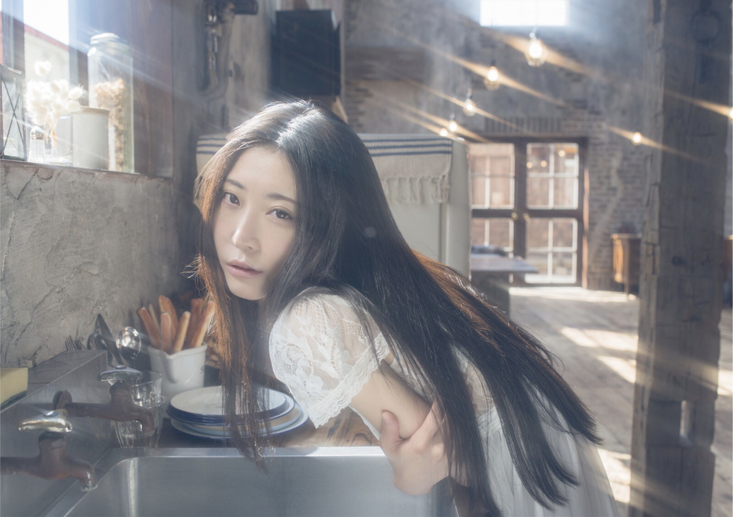 七菜乃 - Brilliant Light/(58P)