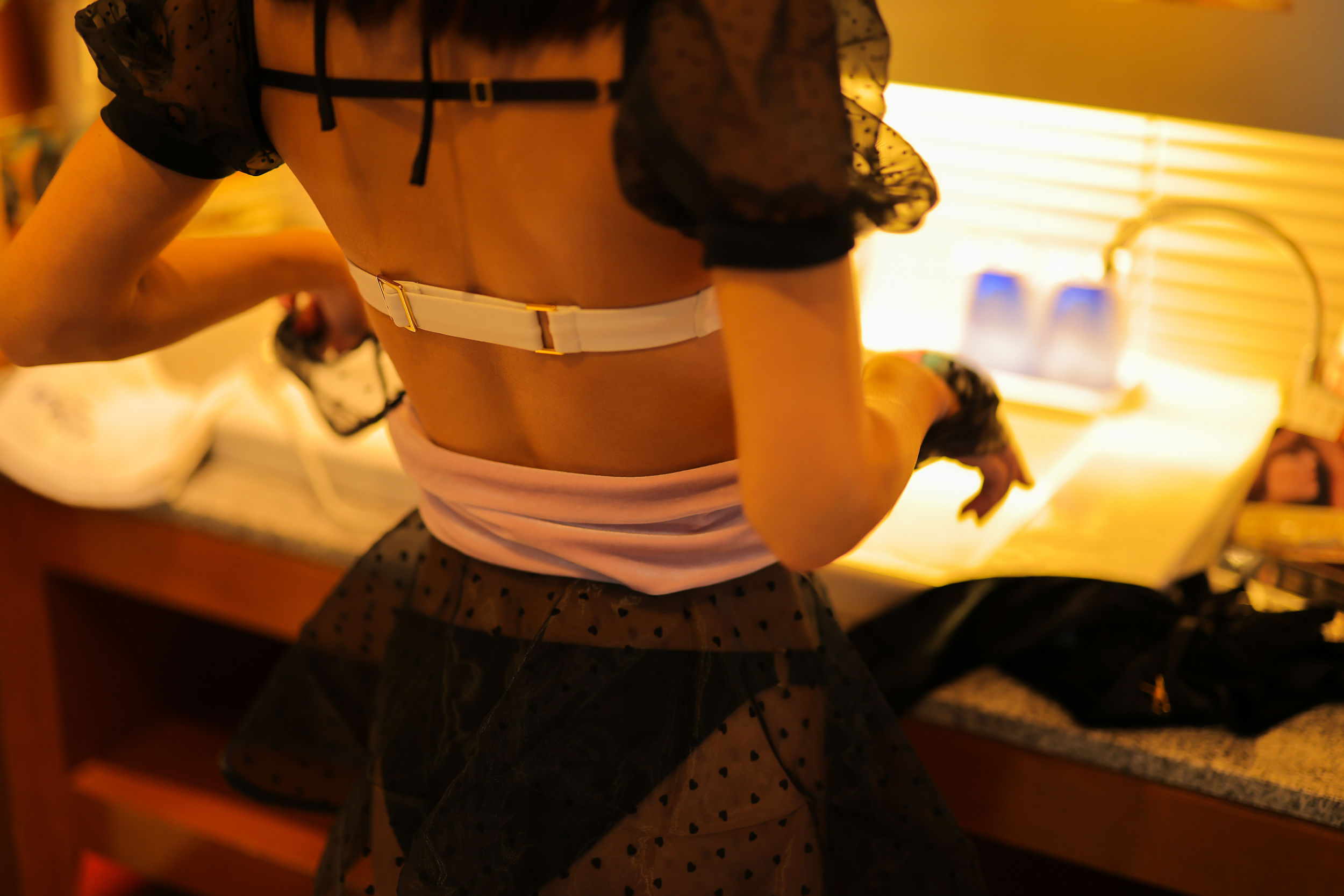 いくみ – (193iKkyu3) [Fantia] 2021年10月 しろいのはえっちでは/(14P)