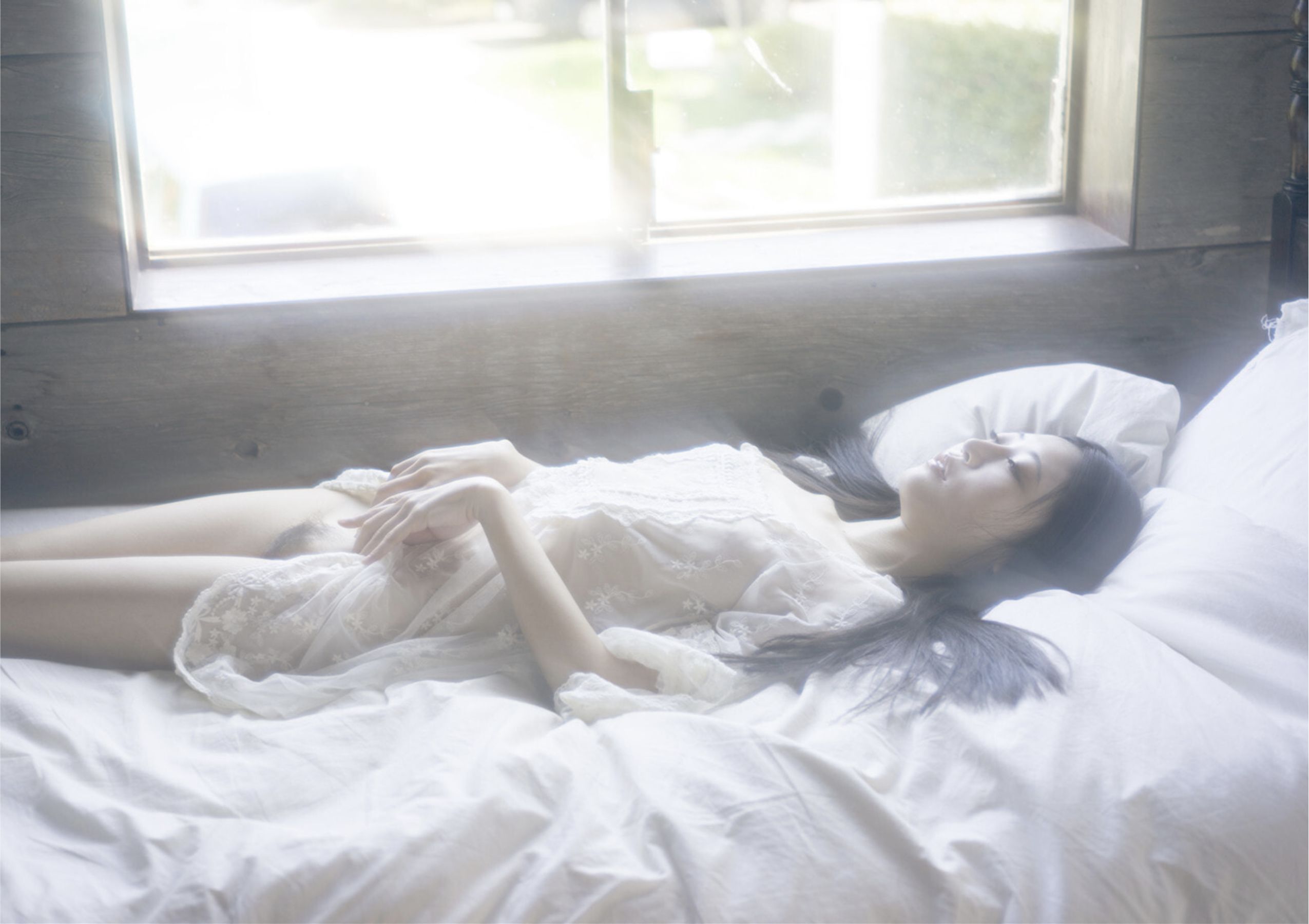 七菜乃 - Brilliant Light/(58P)
