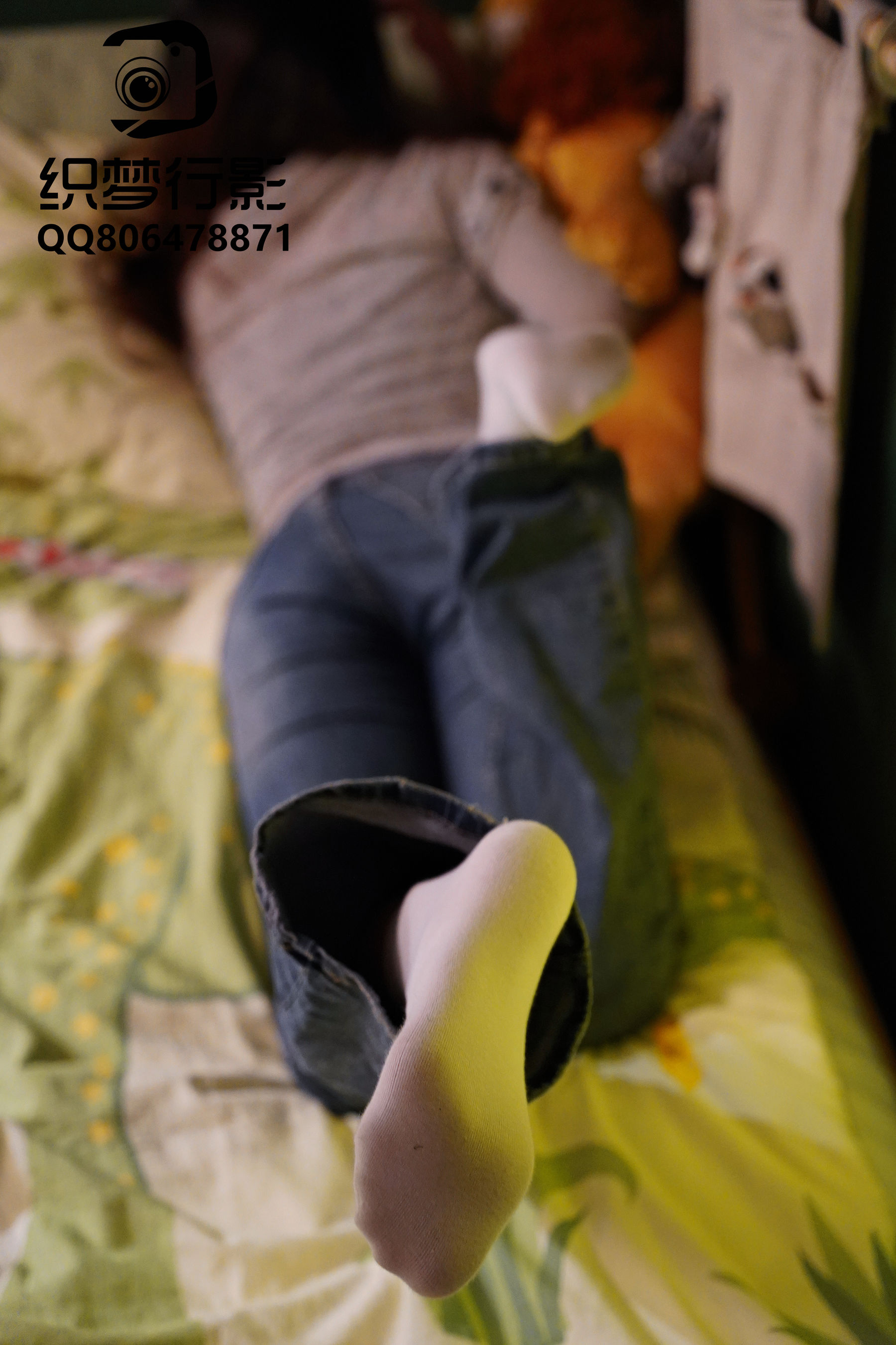 [织梦映像] 人潮拥挤-眼里温馨已通电/(325P)