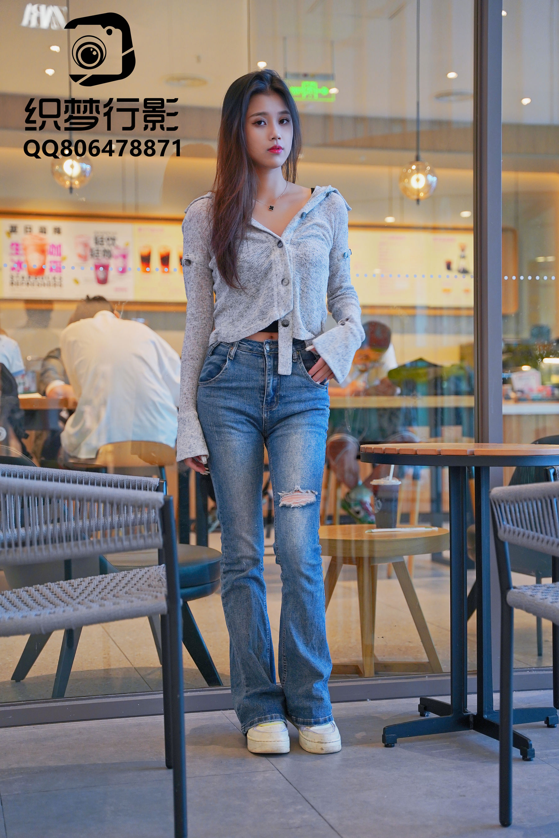 [织梦映像] 人潮拥挤-眼里温馨已通电/(325P)