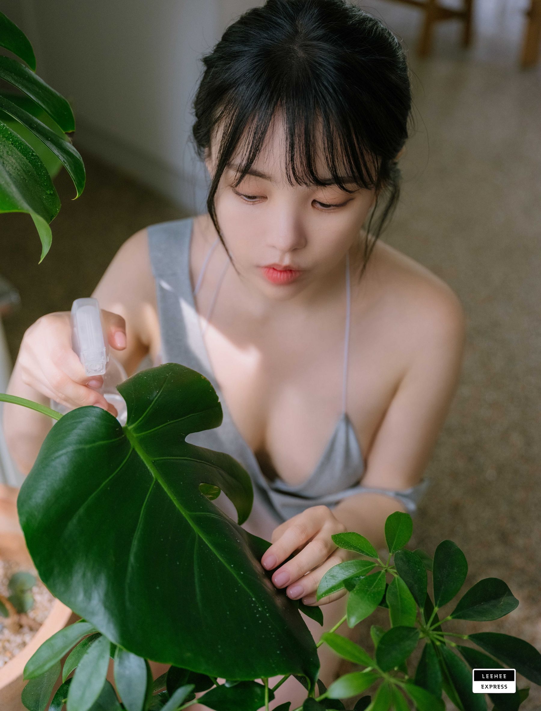 [LEEHEE EXPRESS] LEND-037 - Yuri/(65P)