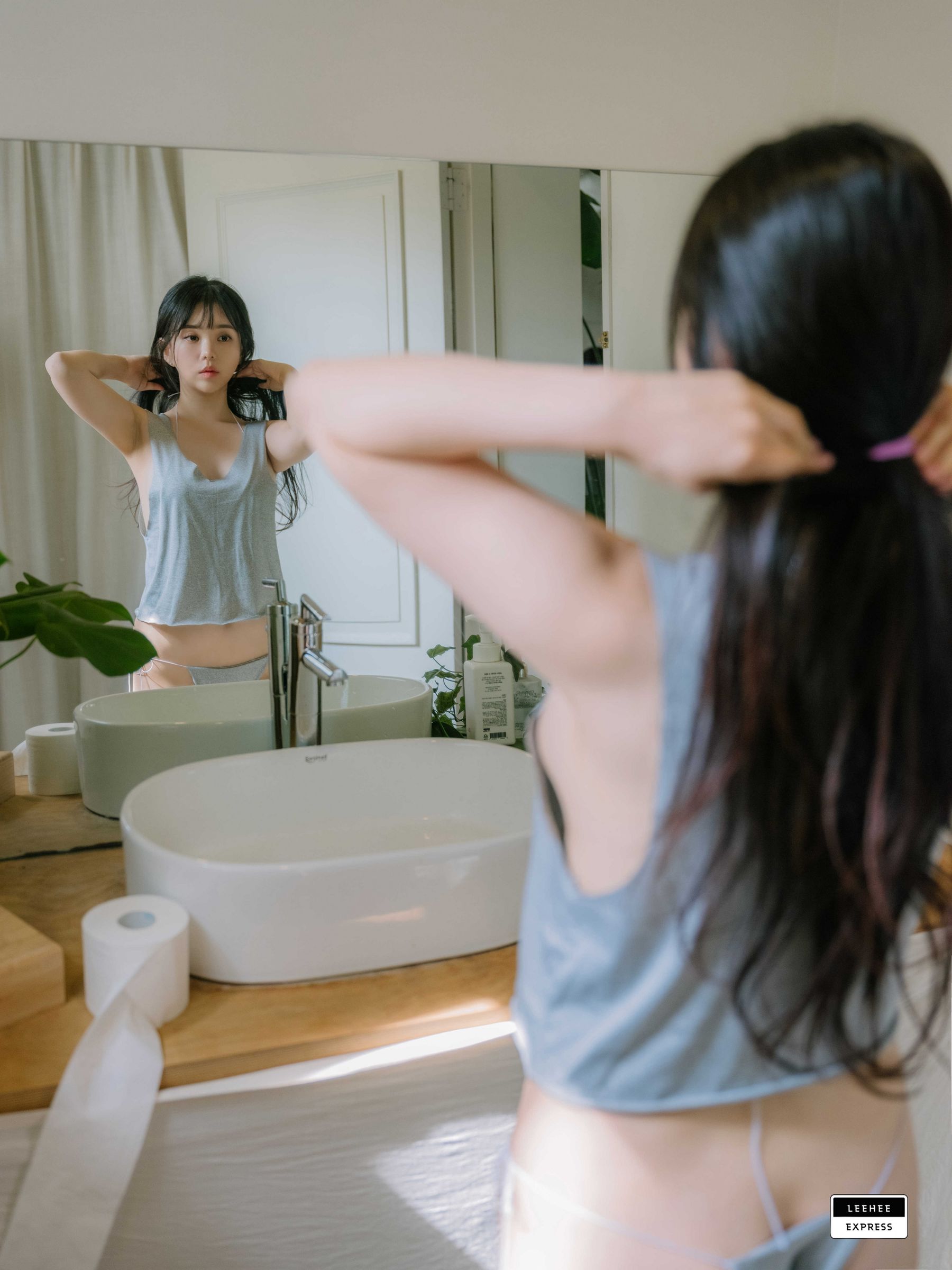 [LEEHEE EXPRESS] LEND-037 - Yuri/(65P)