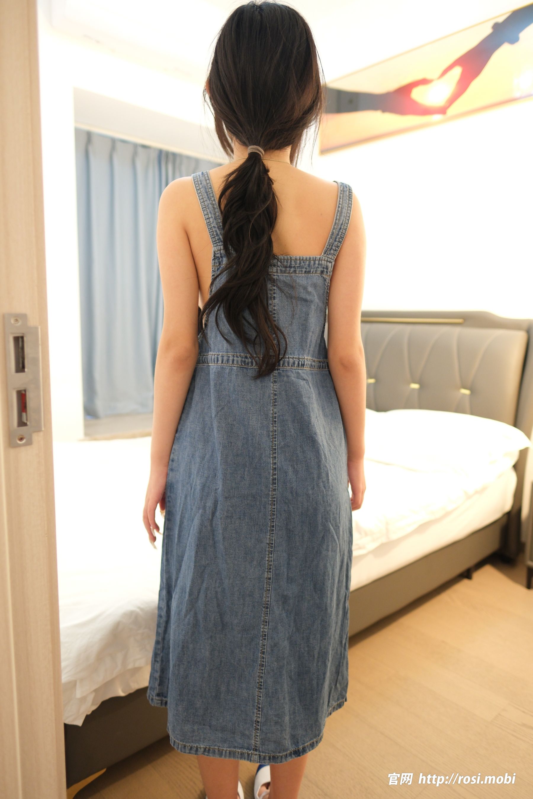 [ROSI写真] 2025.03.02 NO.4836/(75P)