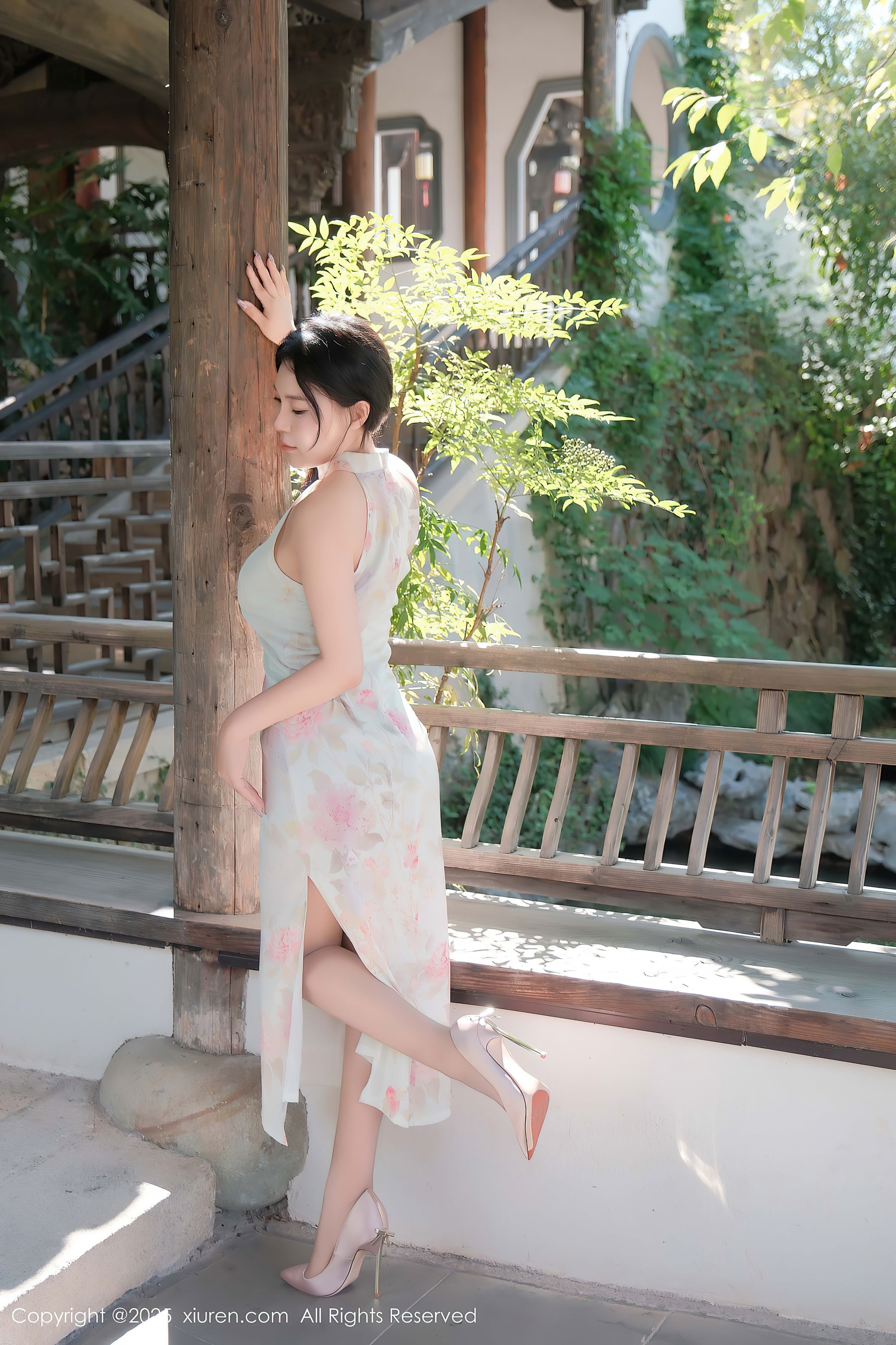 [秀人XiuRen] 2025.02.17 No.9893 麦田/(70P)