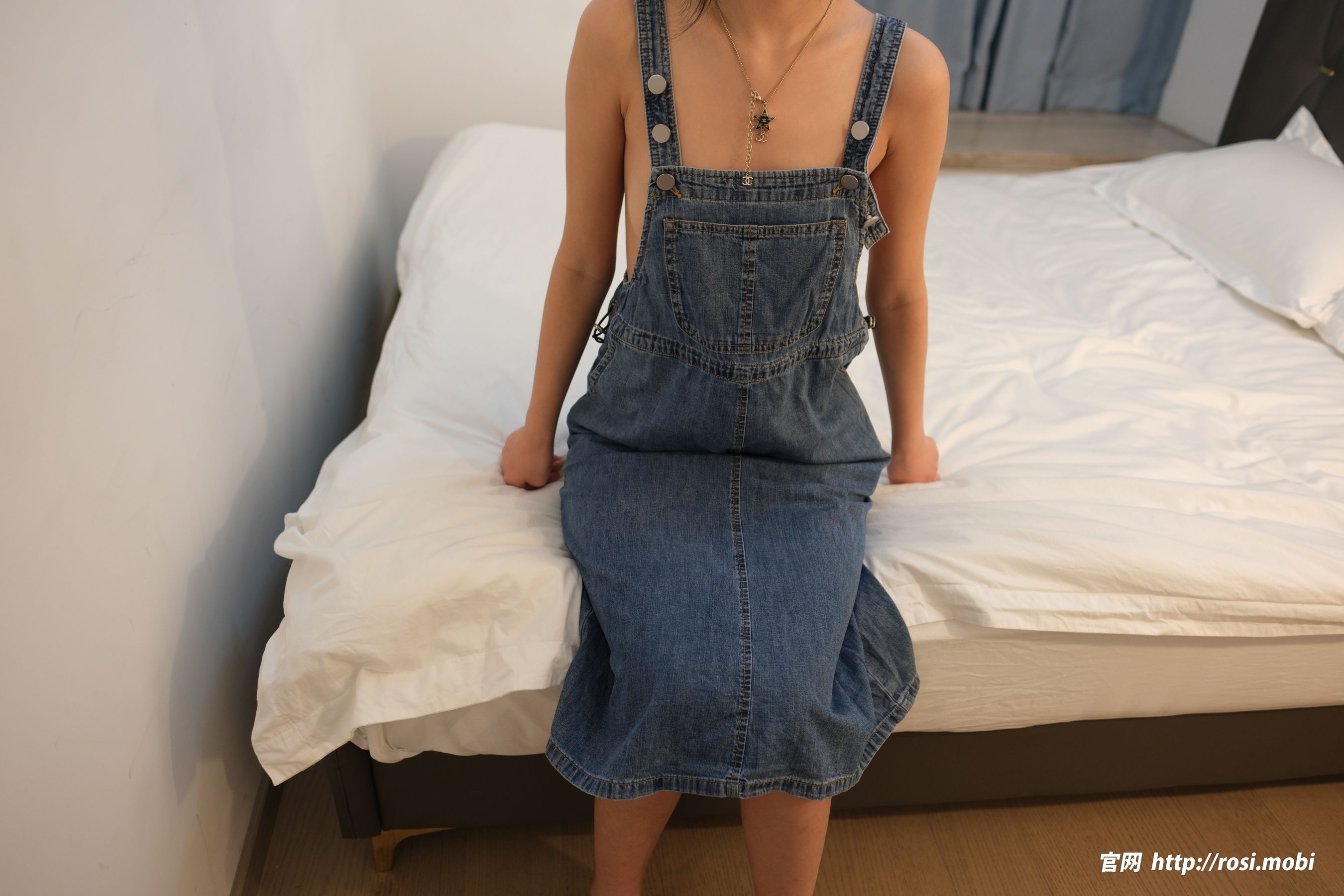 [ROSI写真] 2025.03.02 NO.4836/(75P)