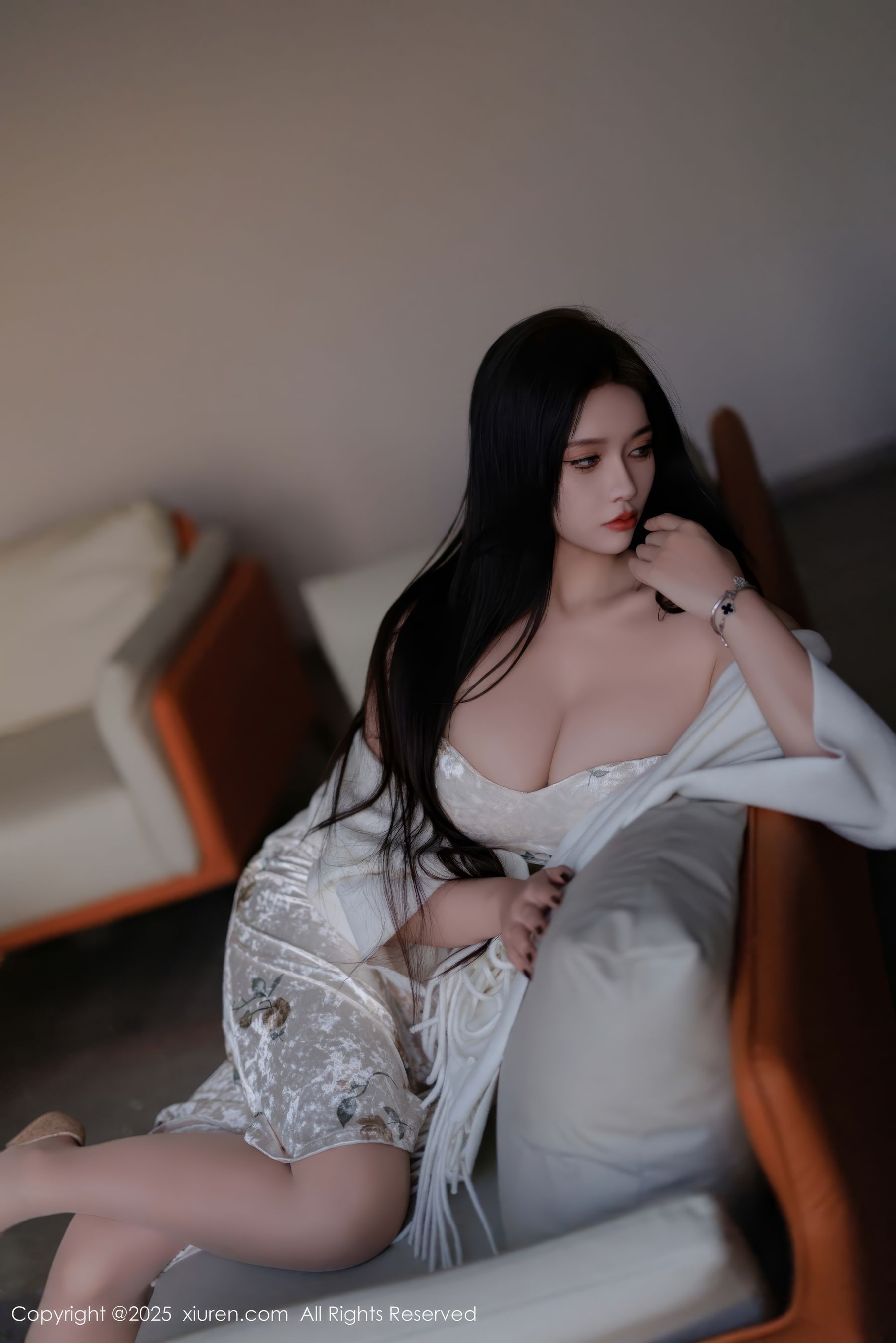 [秀人XiuRen] 2025.02.18 No.9899 娜比/(81P)