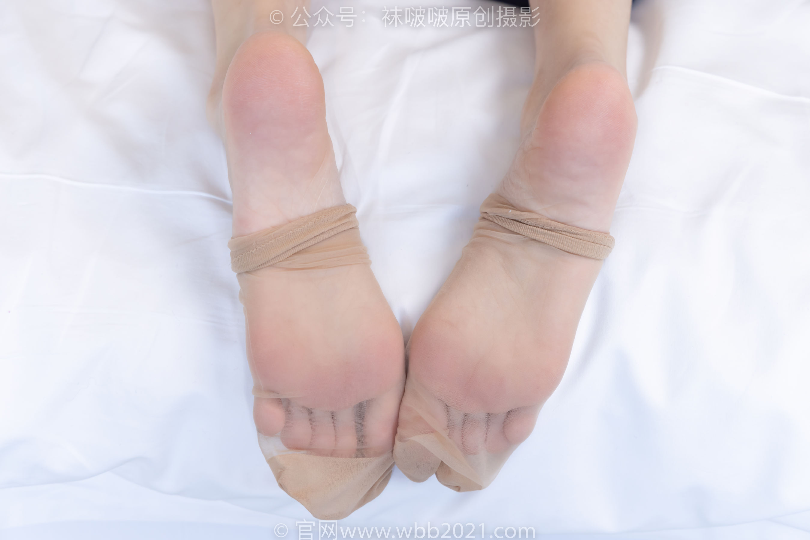 BoBoSocks袜啵啵 No.509 稚予 - 高跟鞋、短肉丝、黑色美甲、银行制服、半脱袜子/(150P)