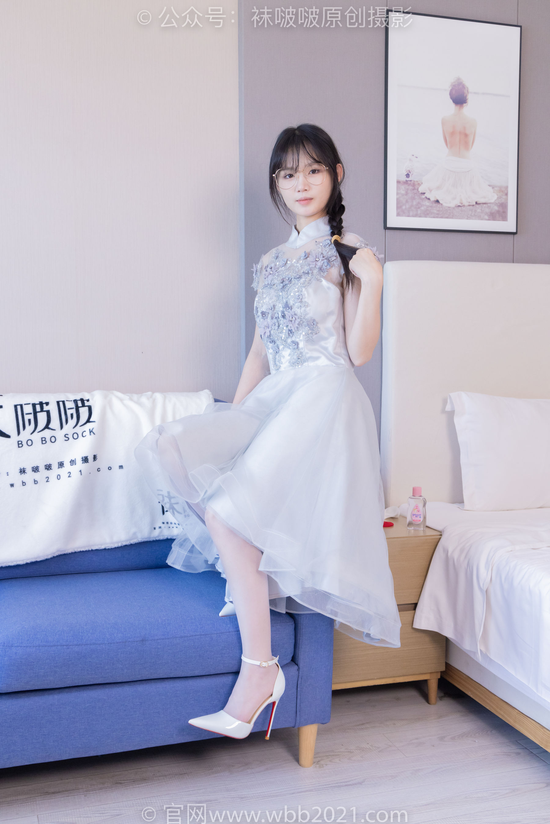 BoBoSocks袜啵啵 No.512 甜甜圈 - 高跟鞋、油亮薄白丝、袜踩奶油蛋糕剧情/(143P)