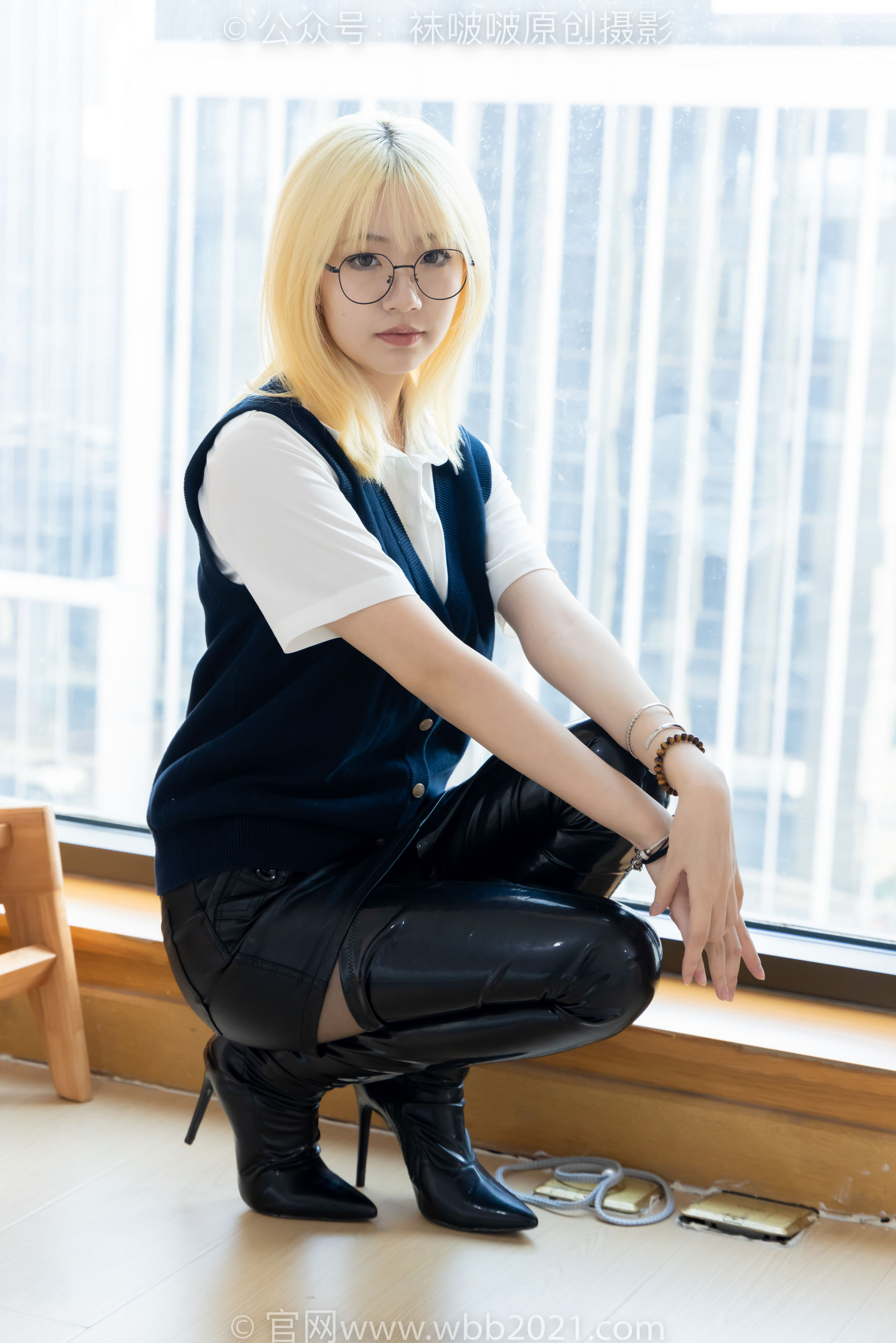 BoBoSocks袜啵啵 No.507 小甜豆 高跟长靴、薄黑丝、皮衣外套、ol风/(140P)