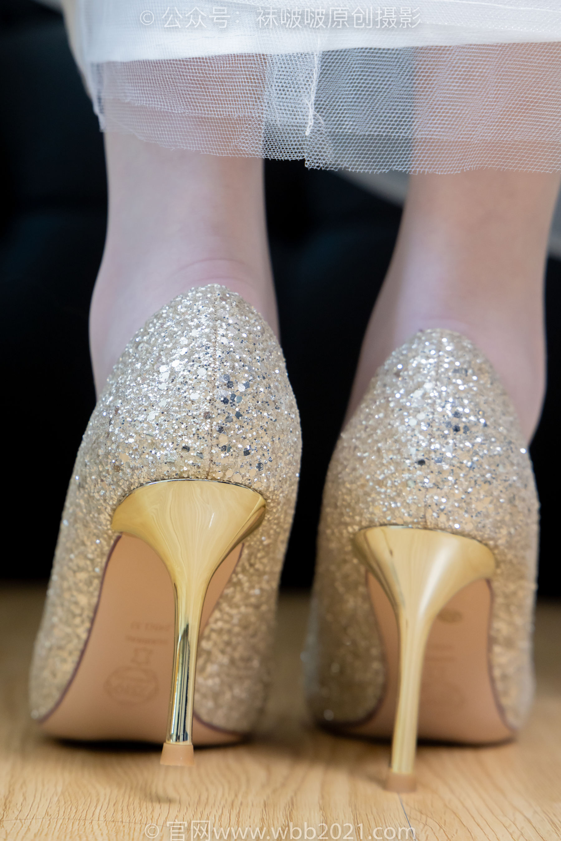 BoBoSocks袜啵啵 No.510 小甜豆&甜甜圈 - 两双高跟鞋、薄肉丝、薄白丝、婚纱主题、互相帮对方腿脚涂抹/(172P)