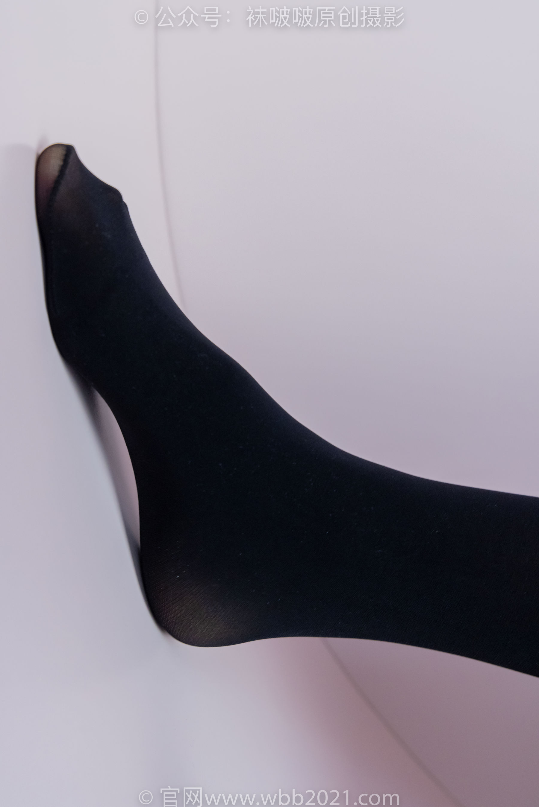 BoBoSocks袜啵啵 No.511 奶油 - 平底鞋、厚黑丝、做瑜伽动作时老头乐挠脚剧情/(140P)