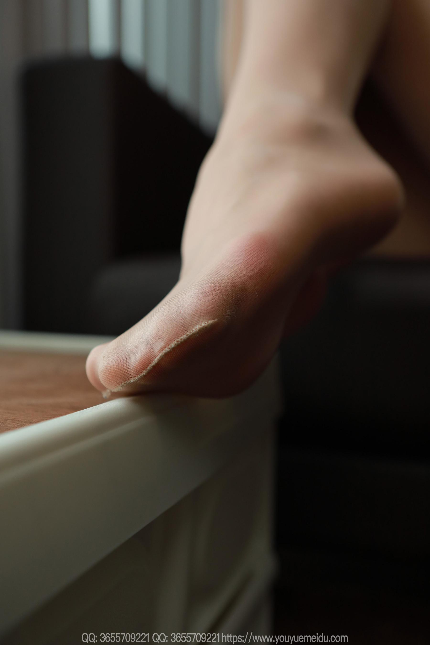 IESS异思趣向 - 模特： 兔兔 《旗袍肉丝》/(89P)