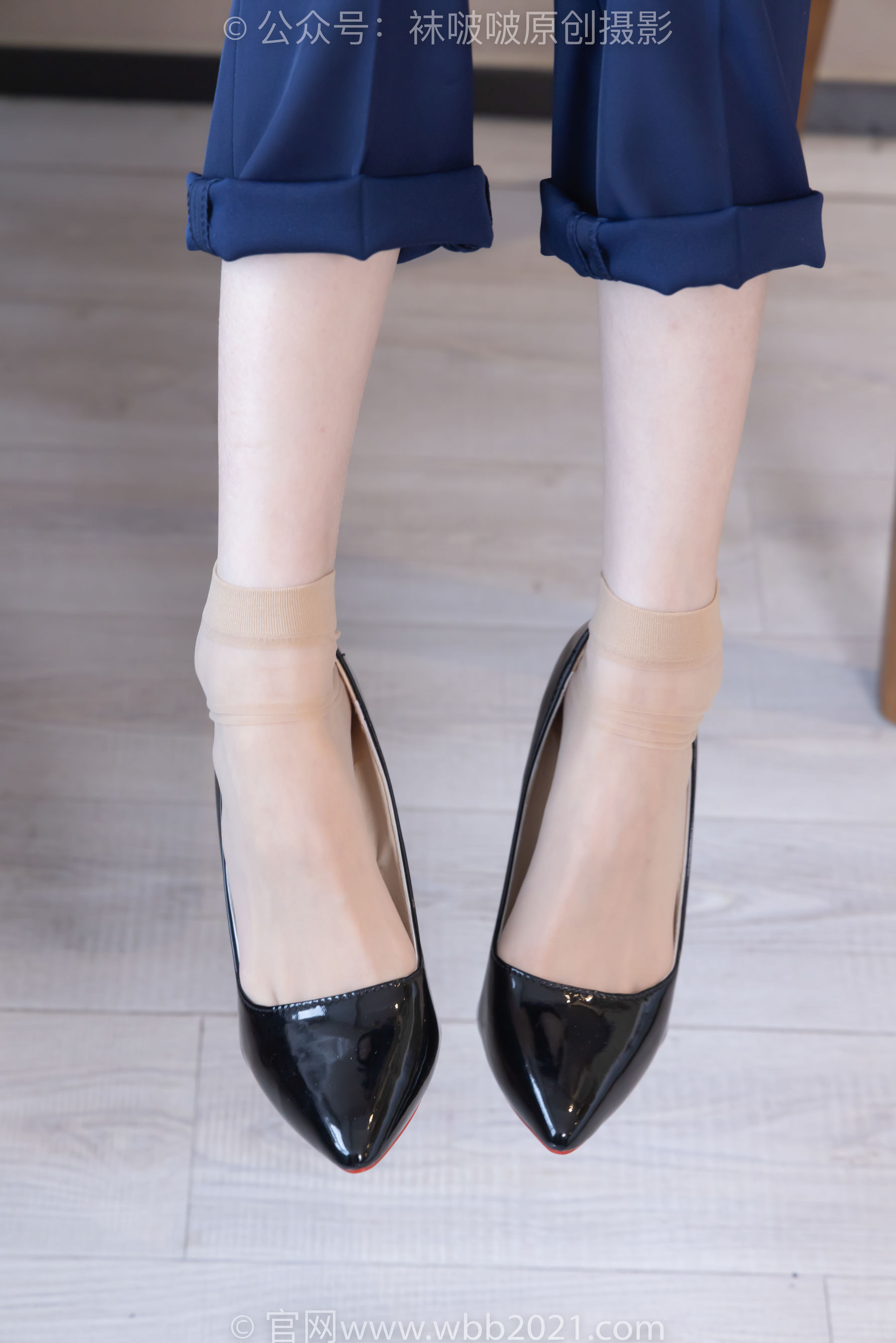 BoBoSocks袜啵啵 No.509 稚予 - 高跟鞋、短肉丝、黑色美甲、银行制服、半脱袜子/(150P)