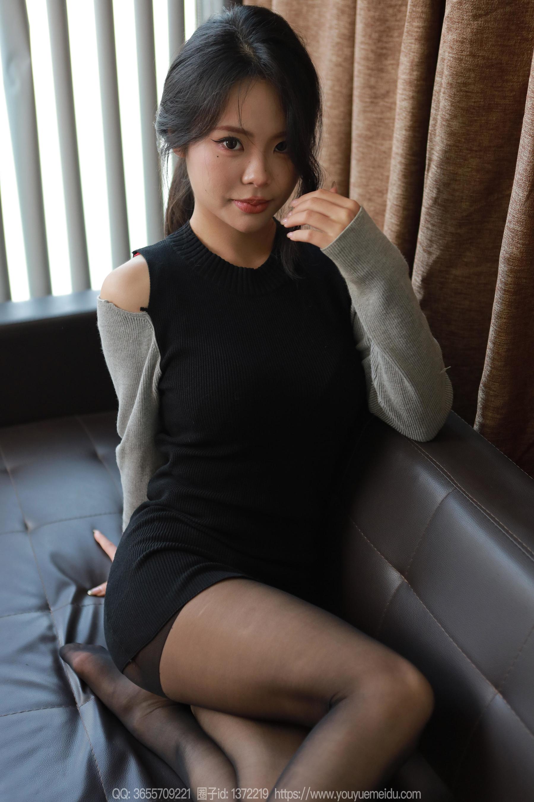 IESS异思趣向 - 模特： 兔兔 《可爱脚丫》/(80P)