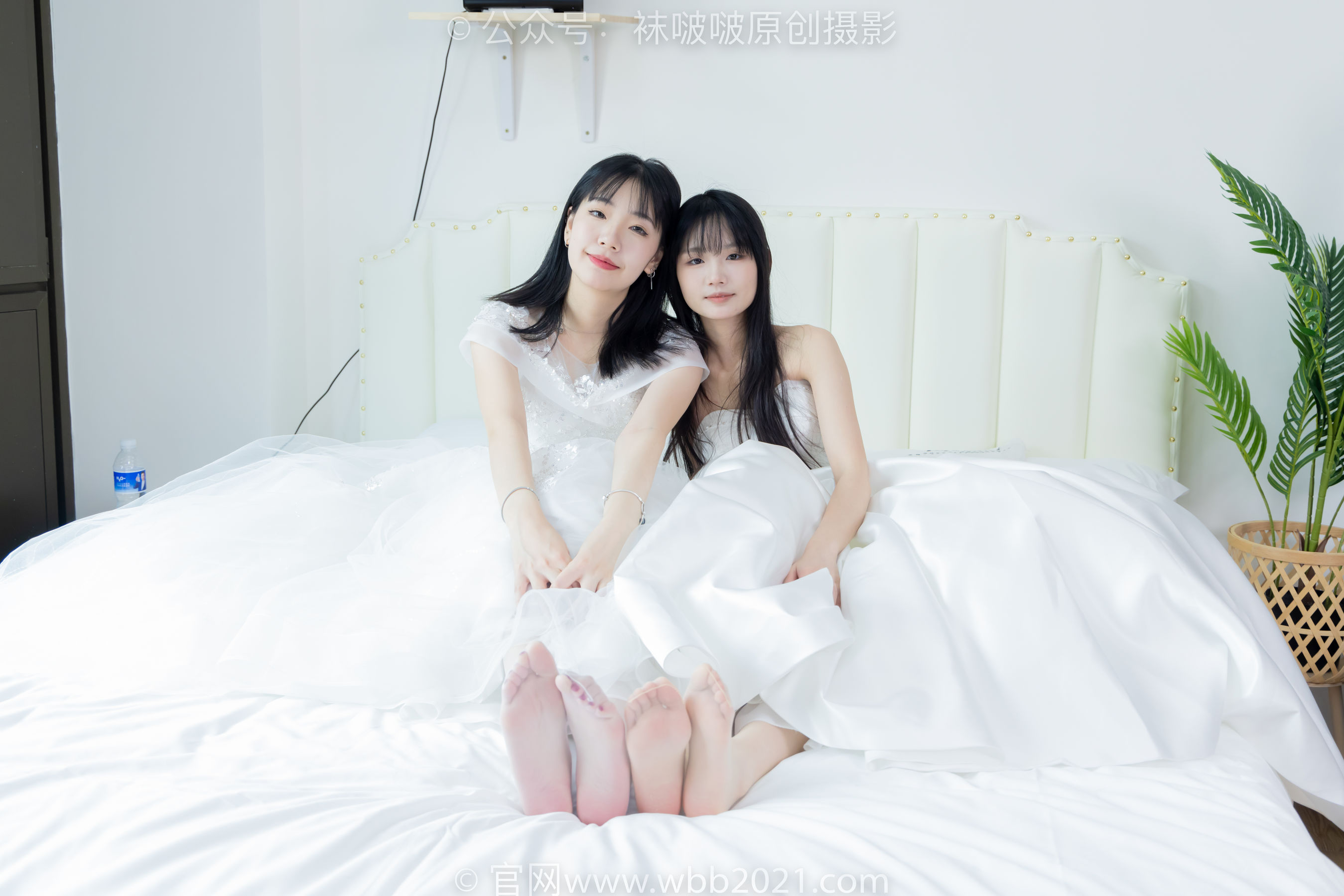 BoBoSocks袜啵啵 No.510 小甜豆&甜甜圈 - 两双高跟鞋、薄肉丝、薄白丝、婚纱主题、互相帮对方腿脚涂抹/(172P)