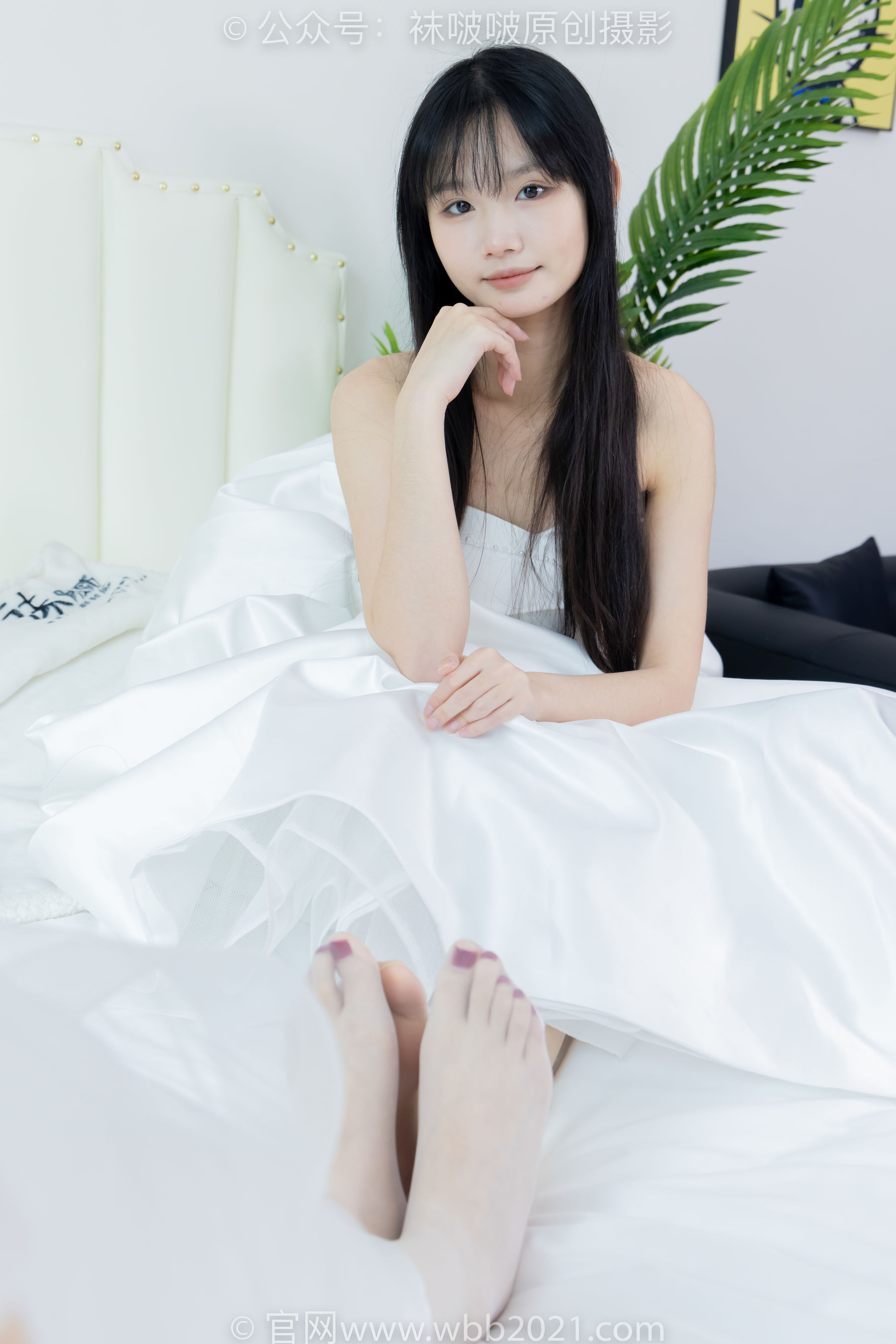 BoBoSocks袜啵啵 No.510 小甜豆&甜甜圈 - 两双高跟鞋、薄肉丝、薄白丝、婚纱主题、互相帮对方腿脚涂抹/(172P)