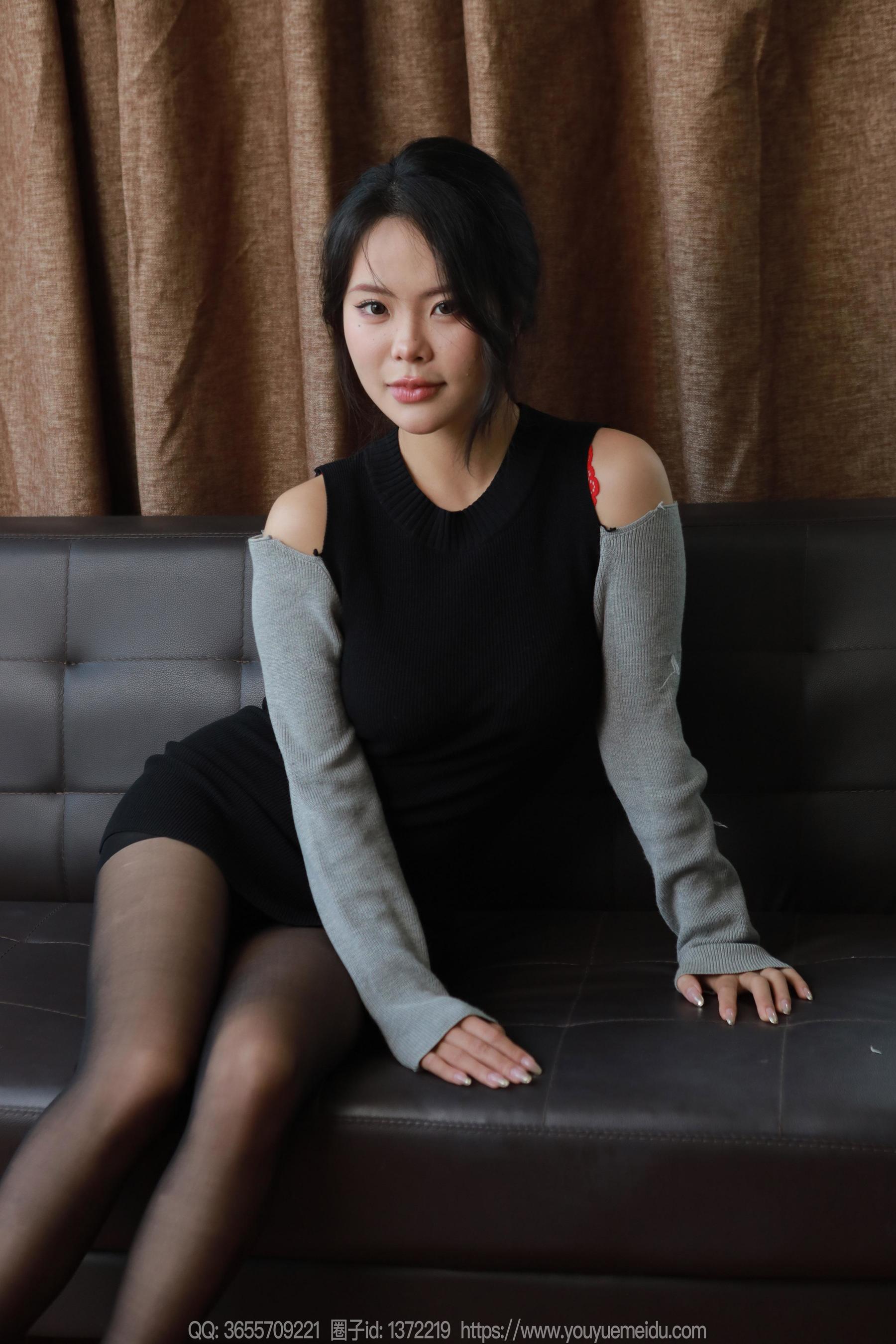 IESS异思趣向 - 模特： 兔兔 《可爱脚丫》/(80P)