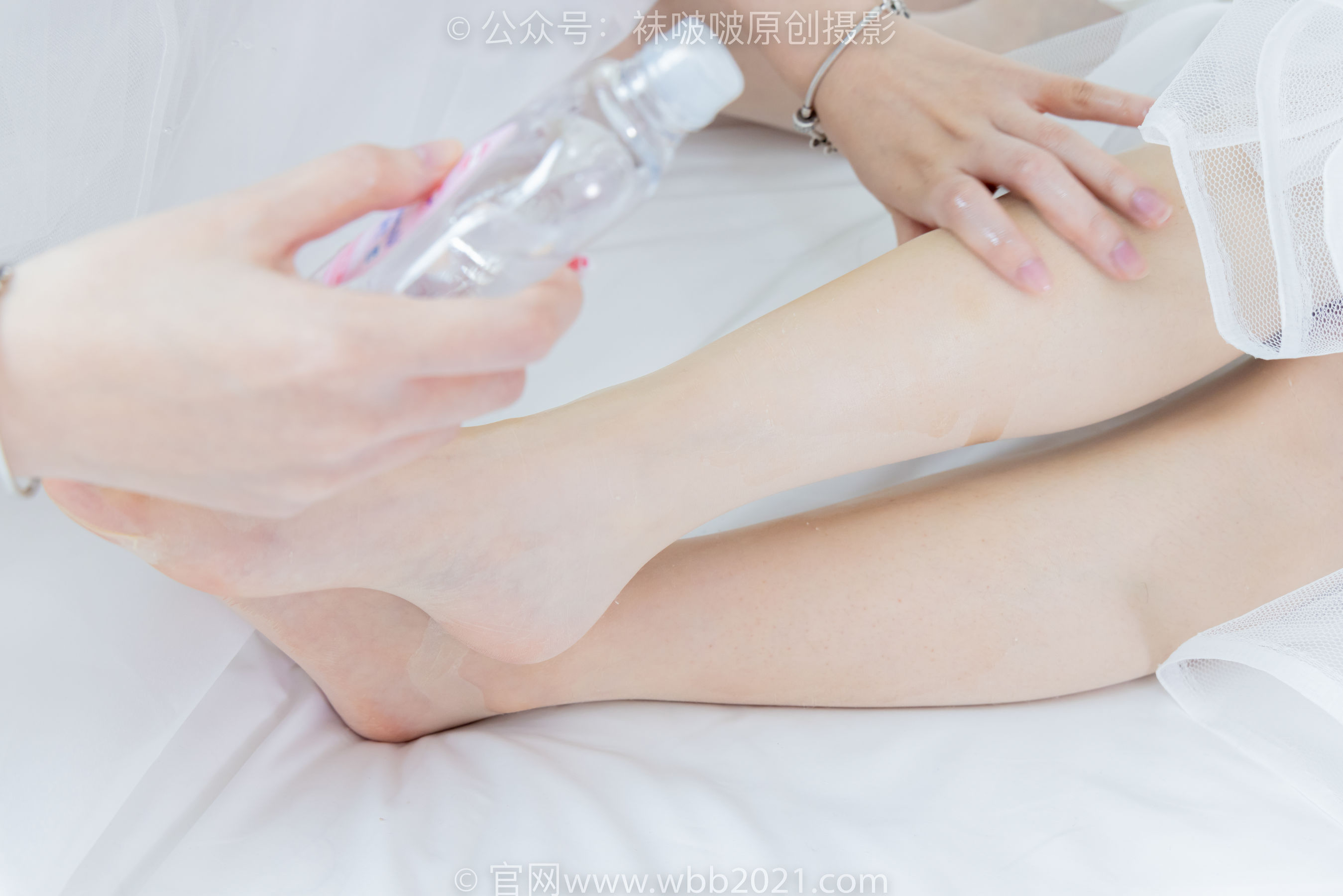 BoBoSocks袜啵啵 No.510 小甜豆&甜甜圈 - 两双高跟鞋、薄肉丝、薄白丝、婚纱主题、互相帮对方腿脚涂抹/(172P)