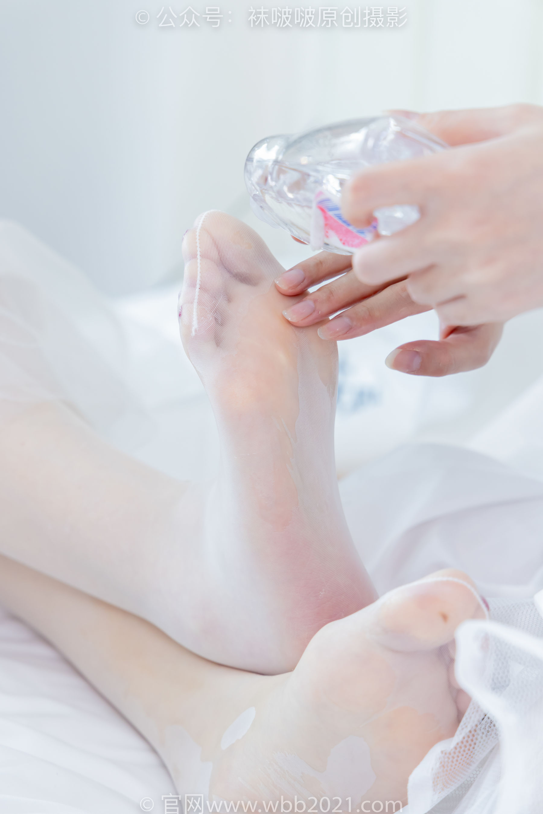 BoBoSocks袜啵啵 No.510 小甜豆&甜甜圈 - 两双高跟鞋、薄肉丝、薄白丝、婚纱主题、互相帮对方腿脚涂抹/(172P)