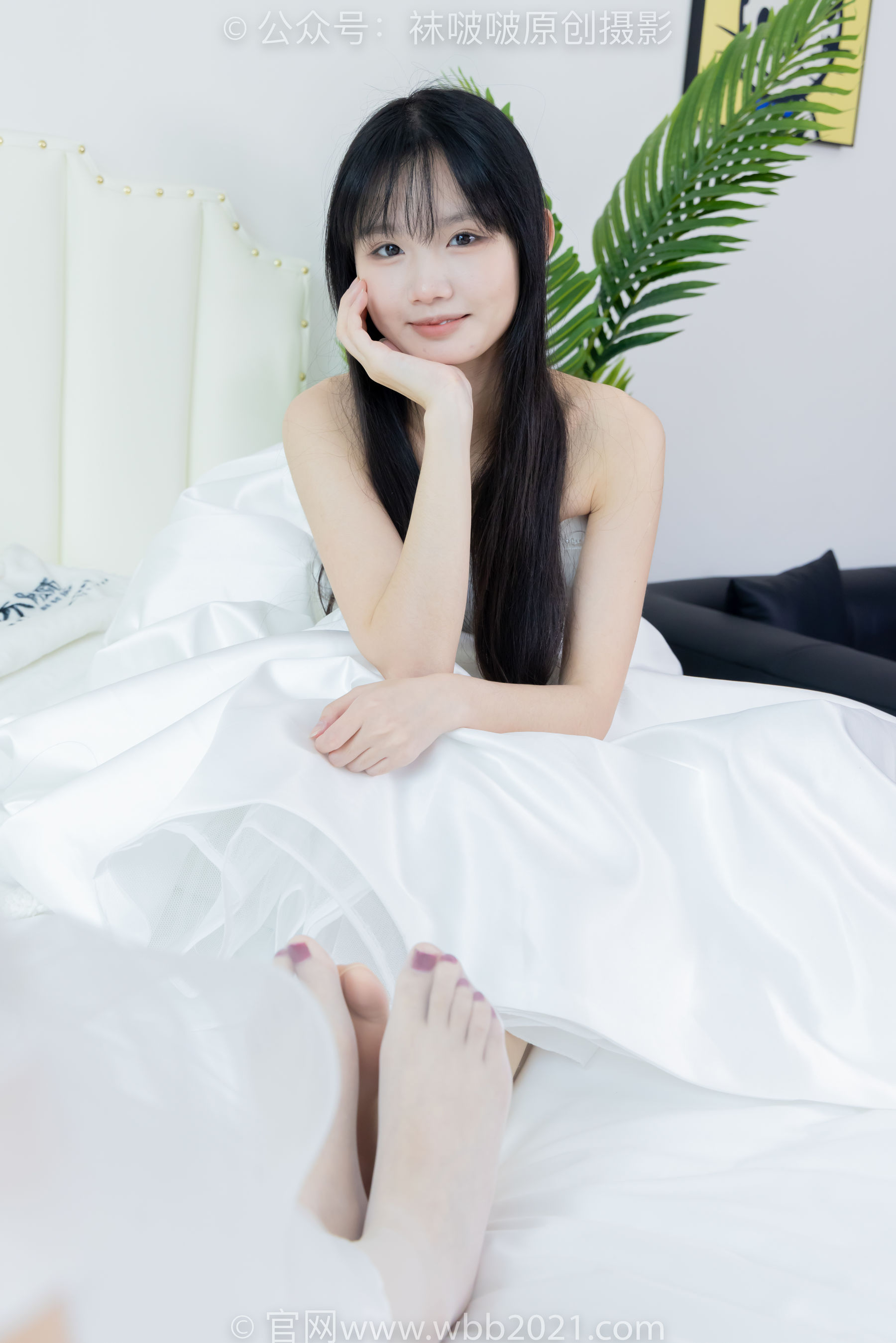 BoBoSocks袜啵啵 No.510 小甜豆&甜甜圈 - 两双高跟鞋、薄肉丝、薄白丝、婚纱主题、互相帮对方腿脚涂抹/(172P)