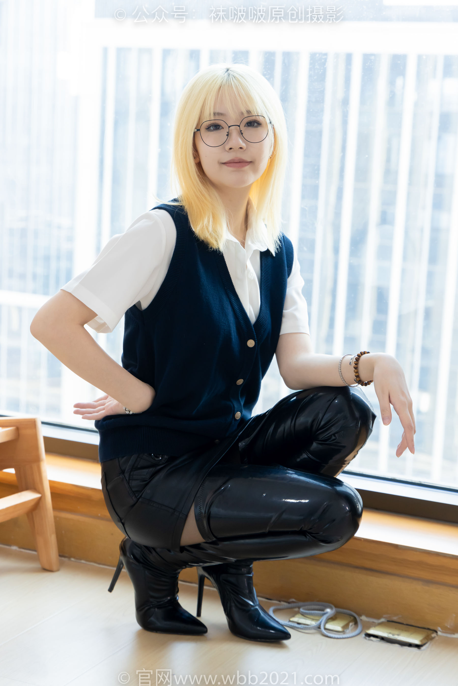 BoBoSocks袜啵啵 No.507 小甜豆 高跟长靴、薄黑丝、皮衣外套、ol风/(140P)