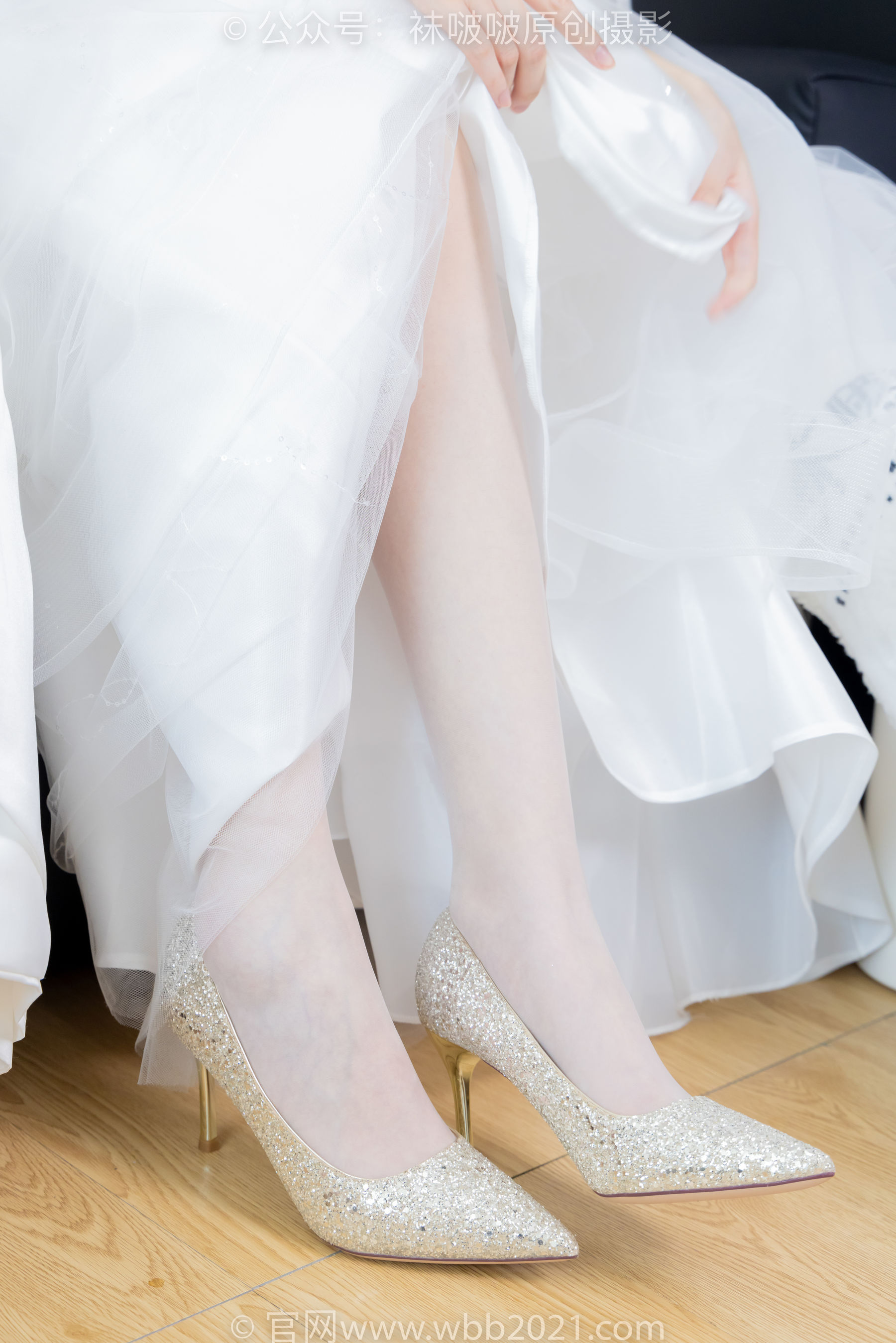 BoBoSocks袜啵啵 No.510 小甜豆&甜甜圈 - 两双高跟鞋、薄肉丝、薄白丝、婚纱主题、互相帮对方腿脚涂抹/(172P)