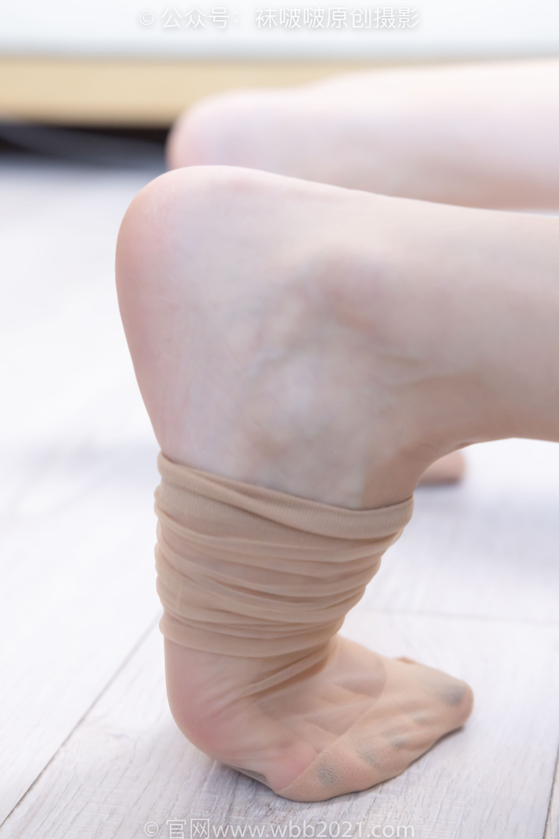 BoBoSocks袜啵啵 No.509 稚予 - 高跟鞋、短肉丝、黑色美甲、银行制服、半脱袜子/(150P)