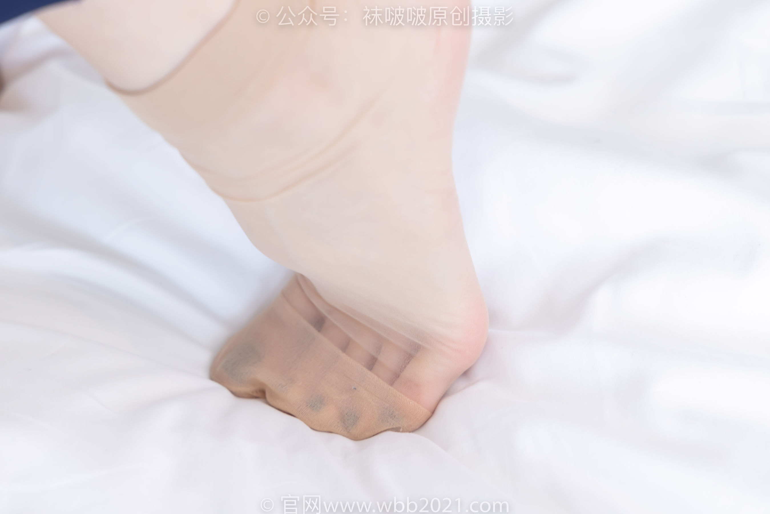 BoBoSocks袜啵啵 No.509 稚予 - 高跟鞋、短肉丝、黑色美甲、银行制服、半脱袜子/(150P)