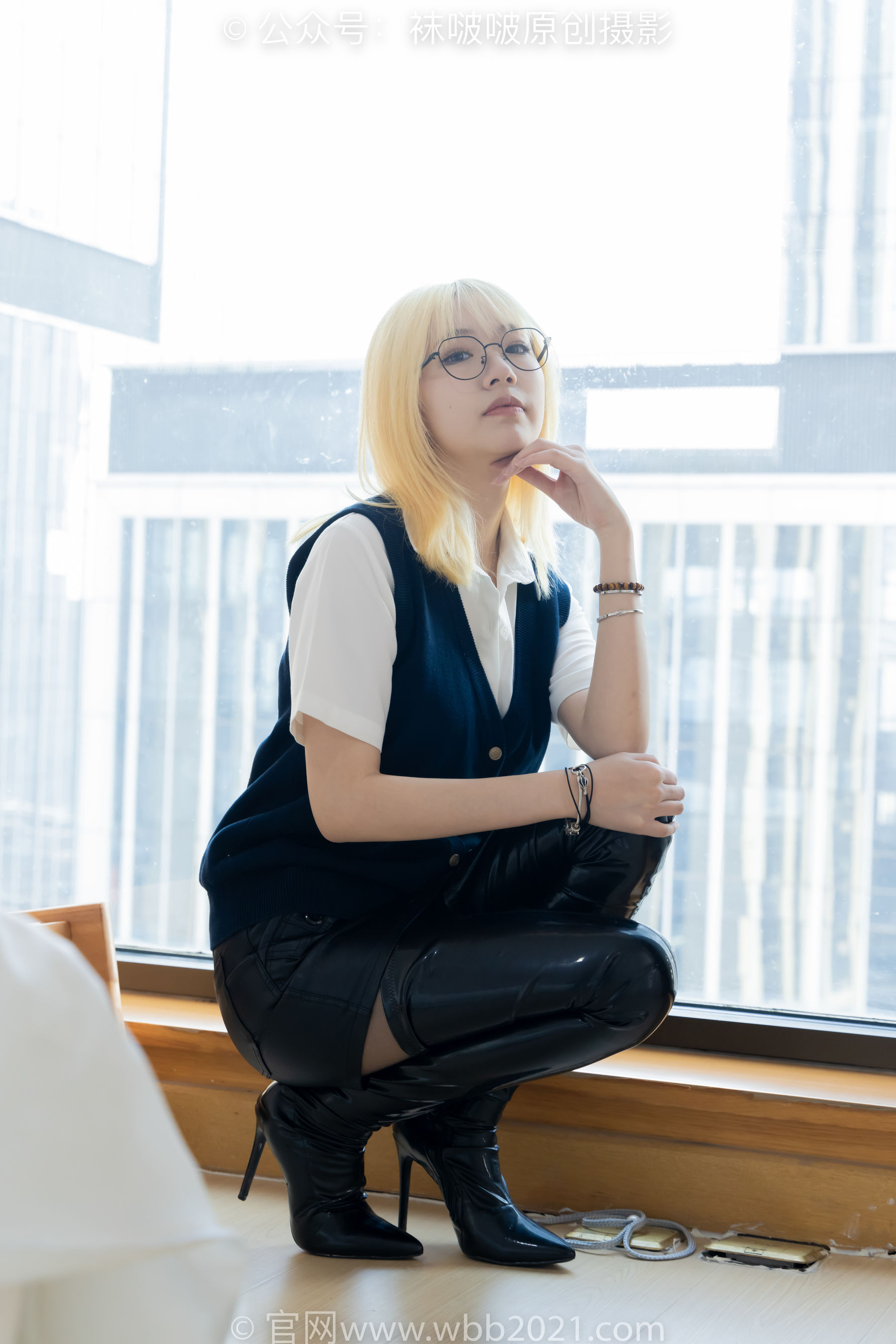 BoBoSocks袜啵啵 No.507 小甜豆 高跟长靴、薄黑丝、皮衣外套、ol风/(140P)