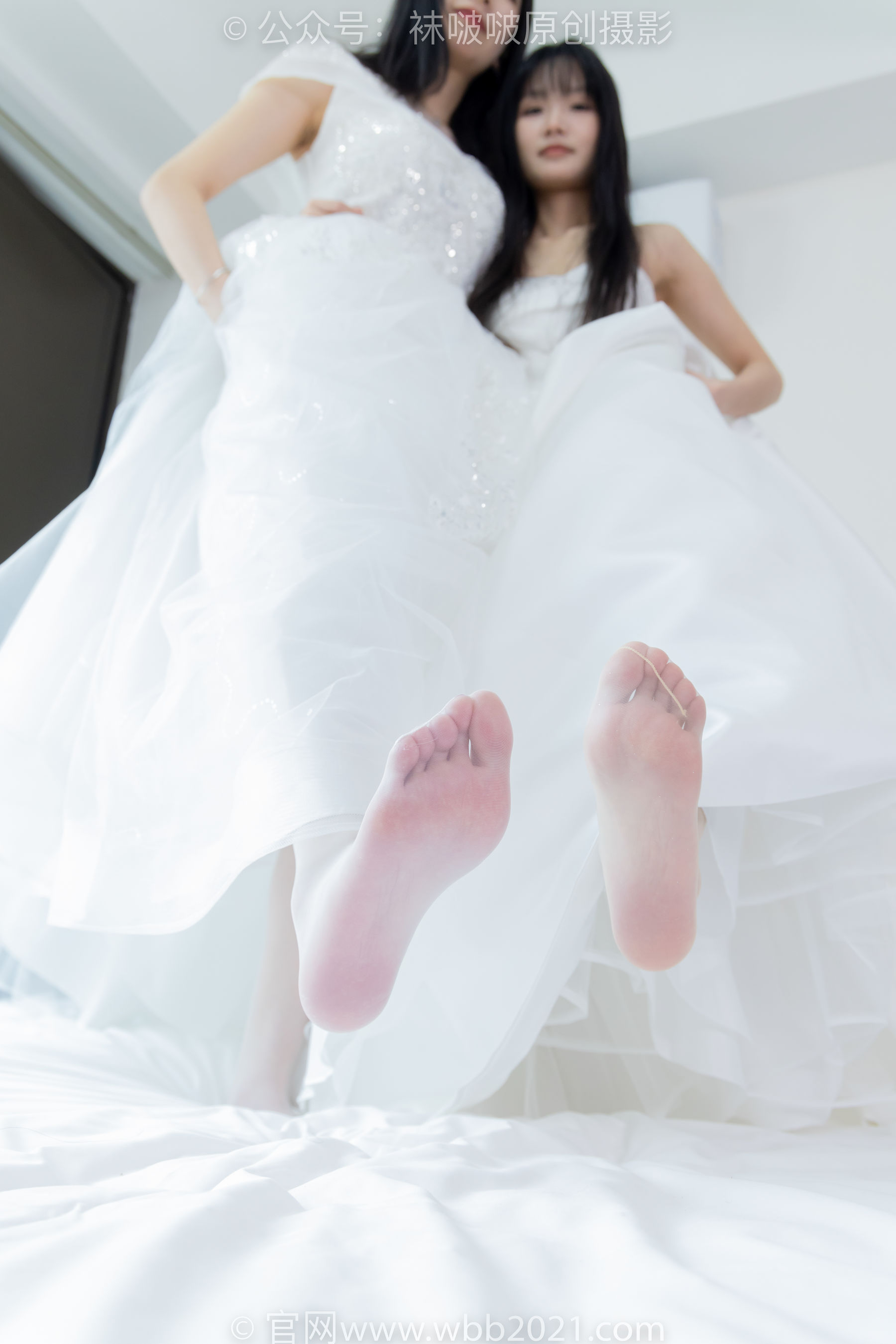 BoBoSocks袜啵啵 No.510 小甜豆&甜甜圈 - 两双高跟鞋、薄肉丝、薄白丝、婚纱主题、互相帮对方腿脚涂抹/(172P)