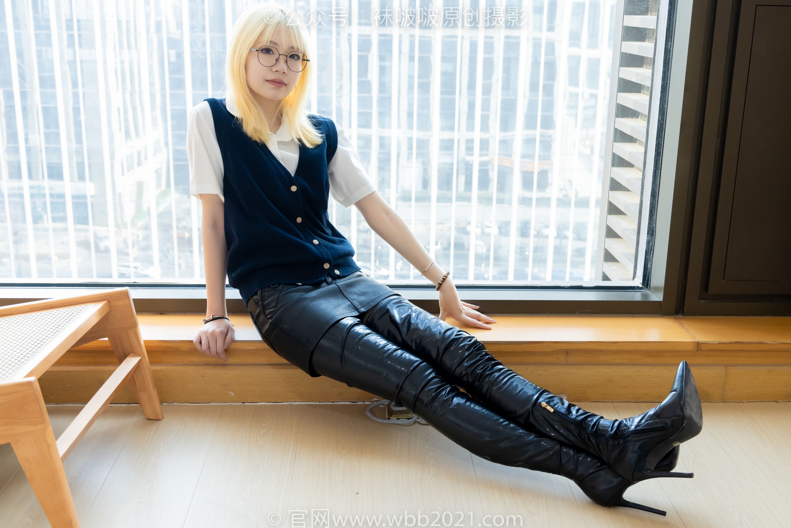 BoBoSocks袜啵啵 No.507 小甜豆 高跟长靴、薄黑丝、皮衣外套、ol风/(140P)