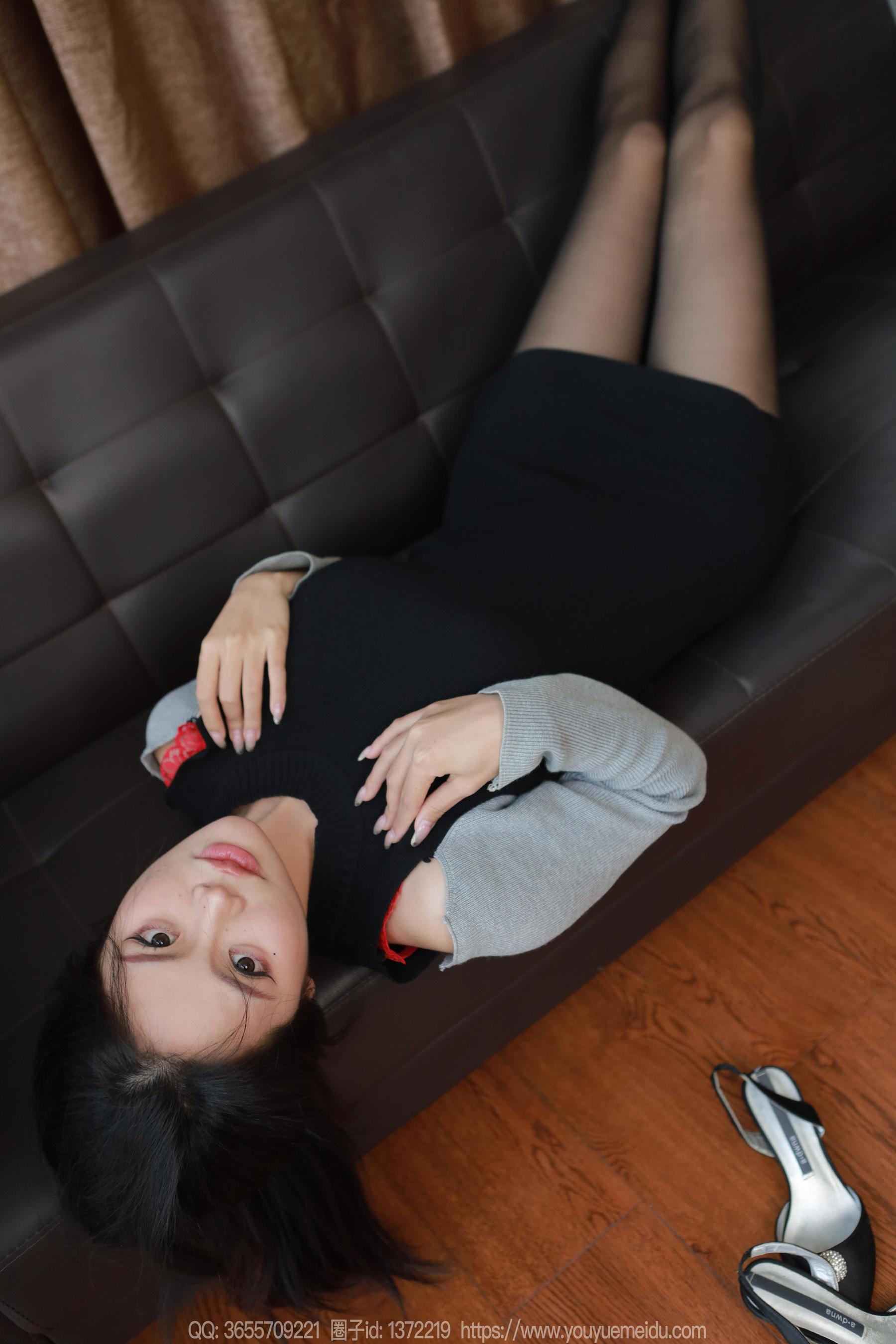 IESS异思趣向 - 模特： 兔兔 《可爱脚丫》/(80P)