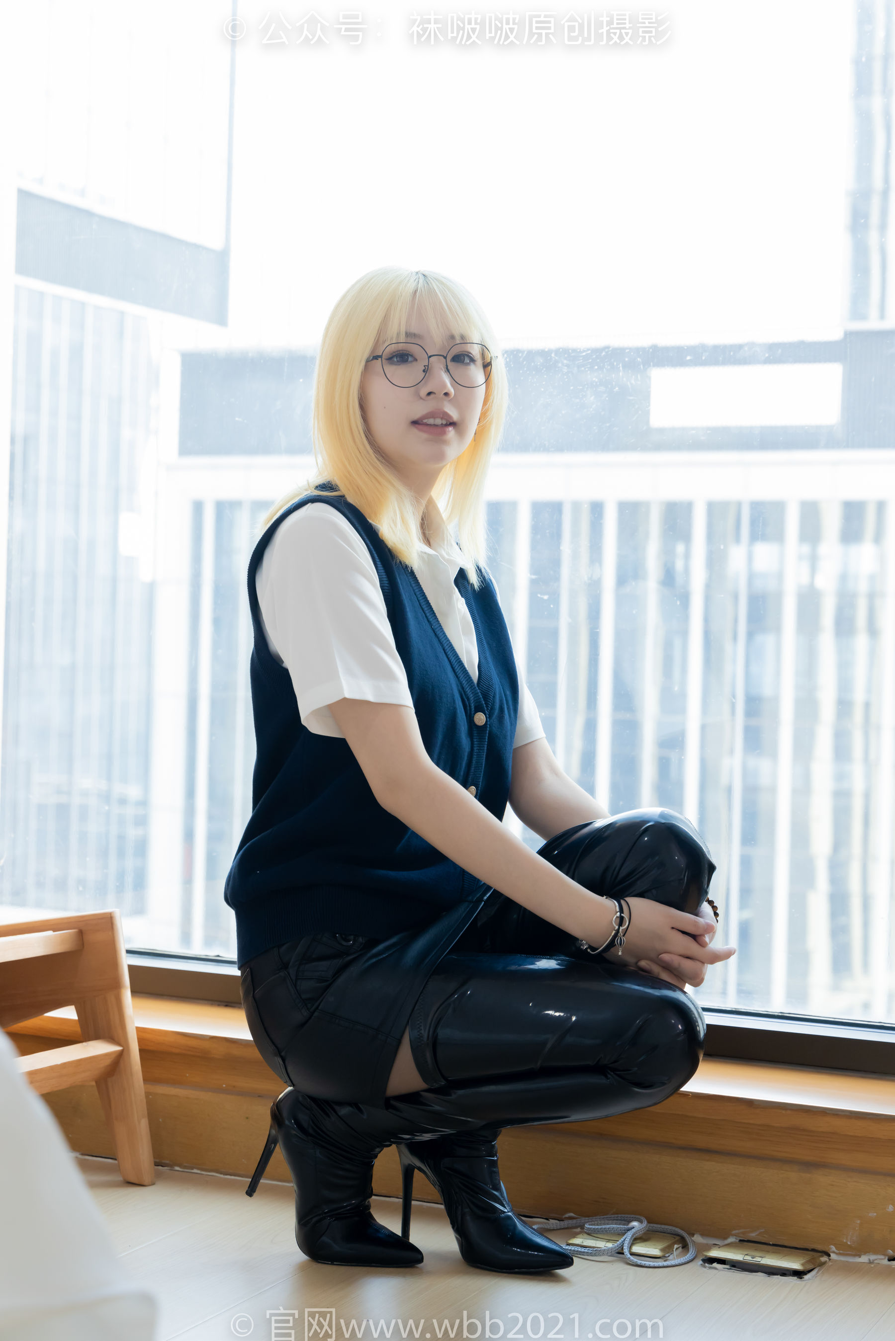 BoBoSocks袜啵啵 No.507 小甜豆 高跟长靴、薄黑丝、皮衣外套、ol风/(140P)