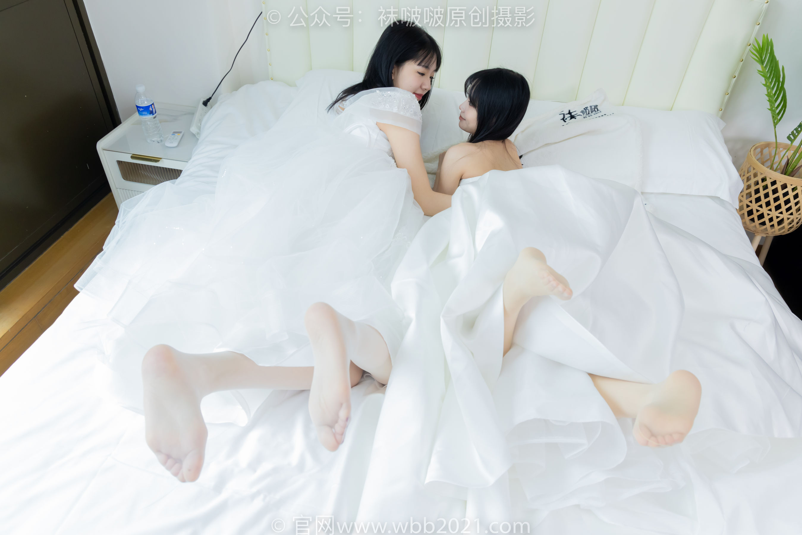 BoBoSocks袜啵啵 No.510 小甜豆&甜甜圈 - 两双高跟鞋、薄肉丝、薄白丝、婚纱主题、互相帮对方腿脚涂抹/(172P)