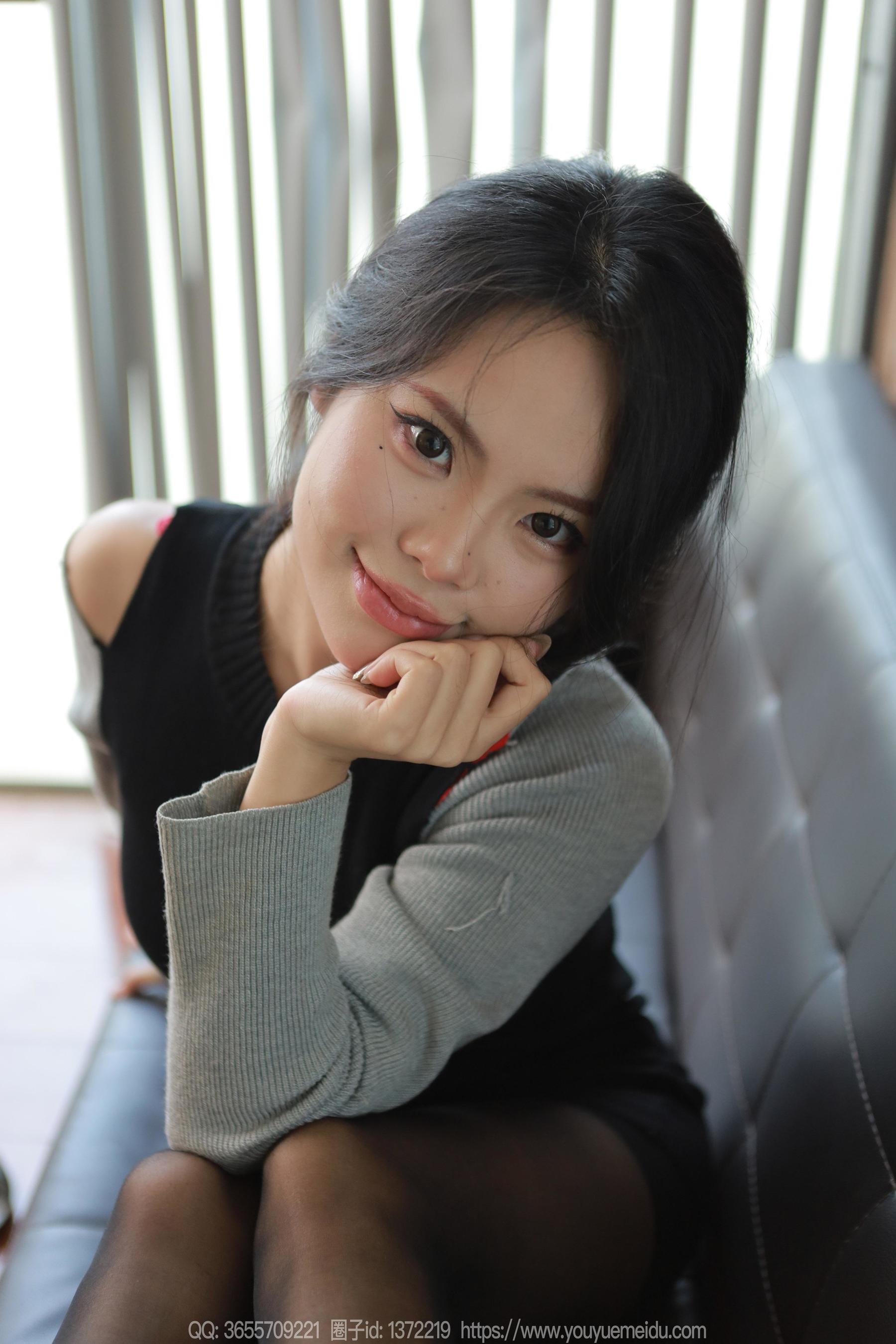 IESS异思趣向 - 模特： 兔兔 《可爱脚丫》/(80P)