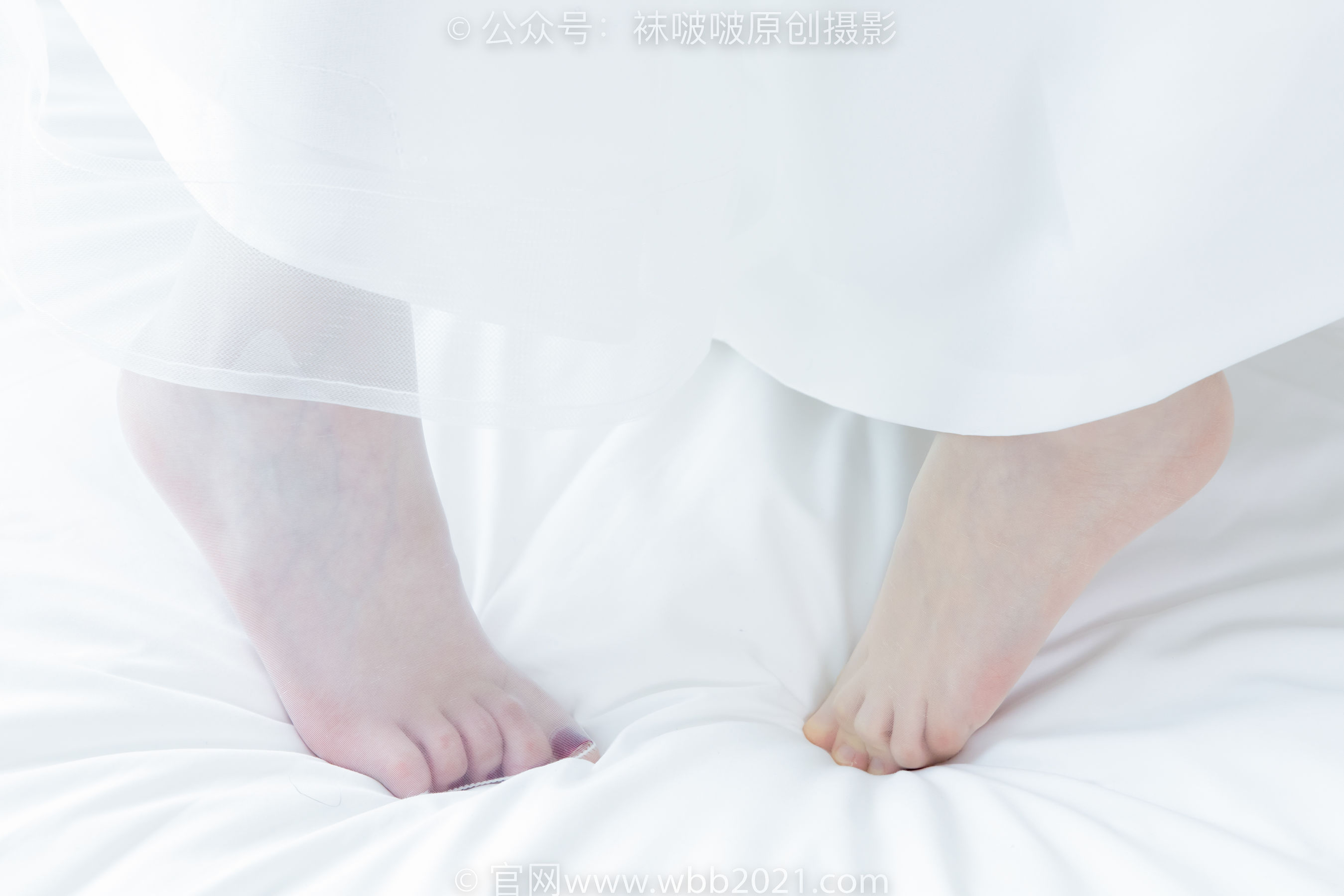 BoBoSocks袜啵啵 No.510 小甜豆&甜甜圈 - 两双高跟鞋、薄肉丝、薄白丝、婚纱主题、互相帮对方腿脚涂抹/(172P)