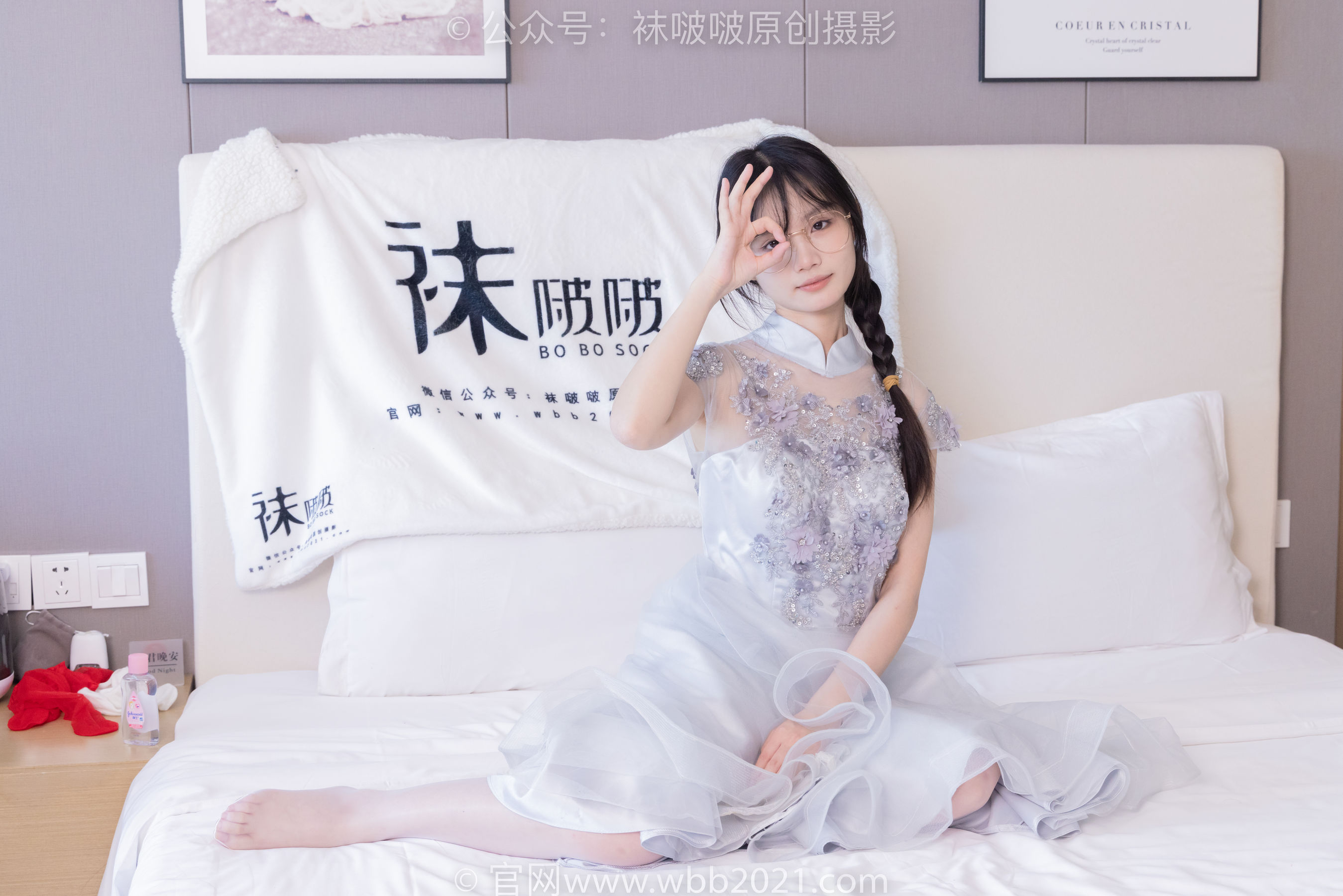 BoBoSocks袜啵啵 No.512 甜甜圈 - 高跟鞋、油亮薄白丝、袜踩奶油蛋糕剧情/(143P)