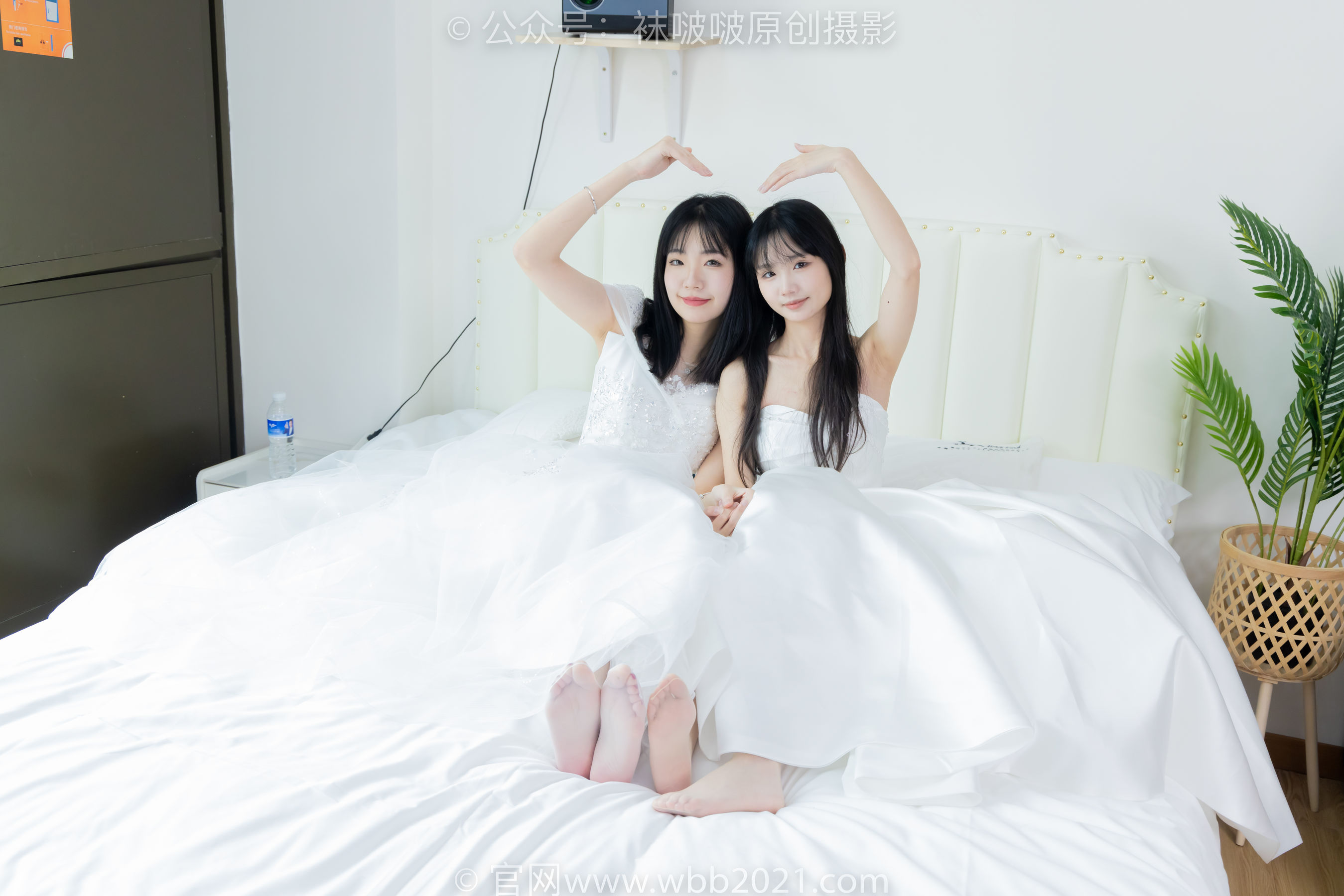 BoBoSocks袜啵啵 No.510 小甜豆&甜甜圈 - 两双高跟鞋、薄肉丝、薄白丝、婚纱主题、互相帮对方腿脚涂抹/(172P)