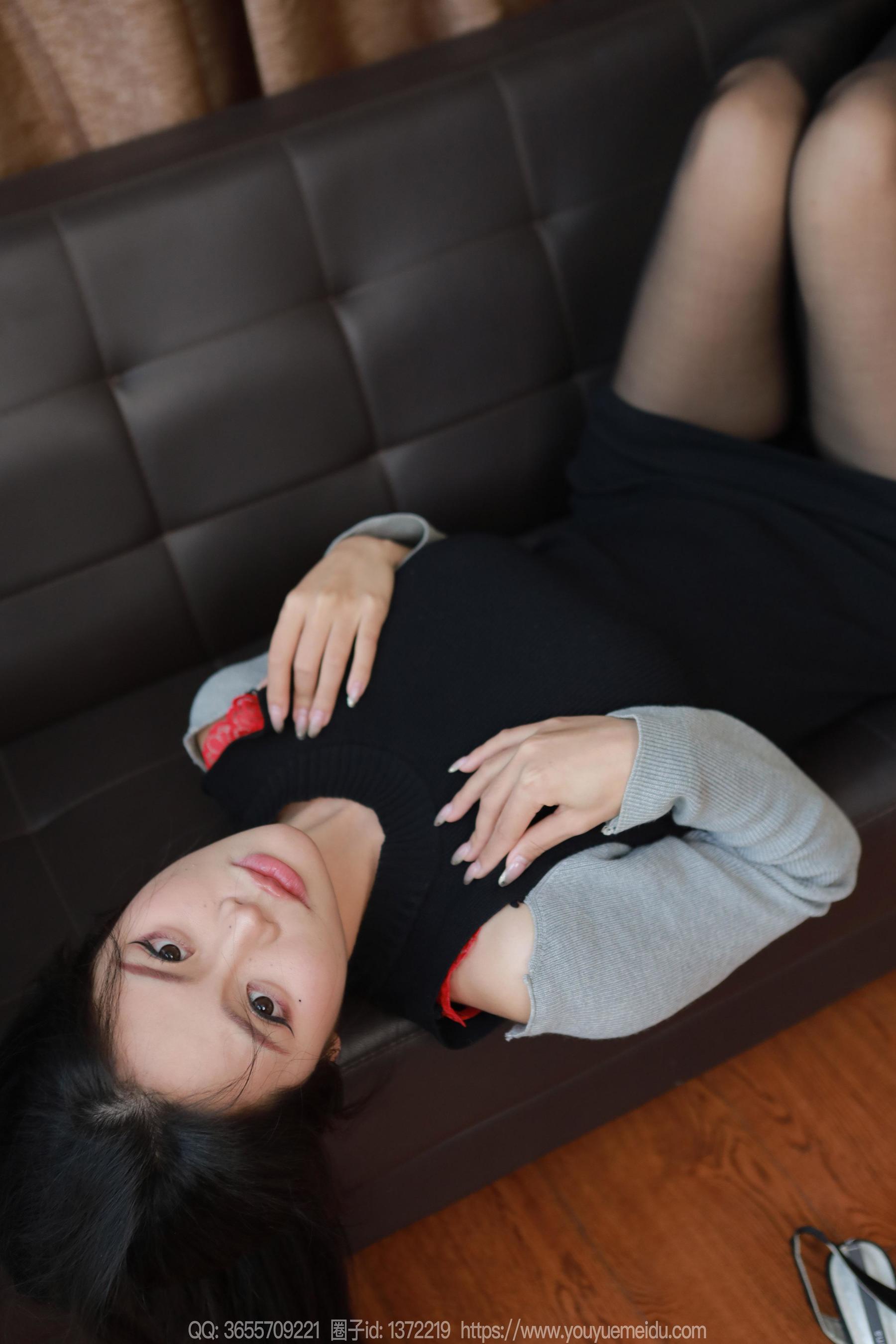 IESS异思趣向 - 模特： 兔兔 《可爱脚丫》/(80P)