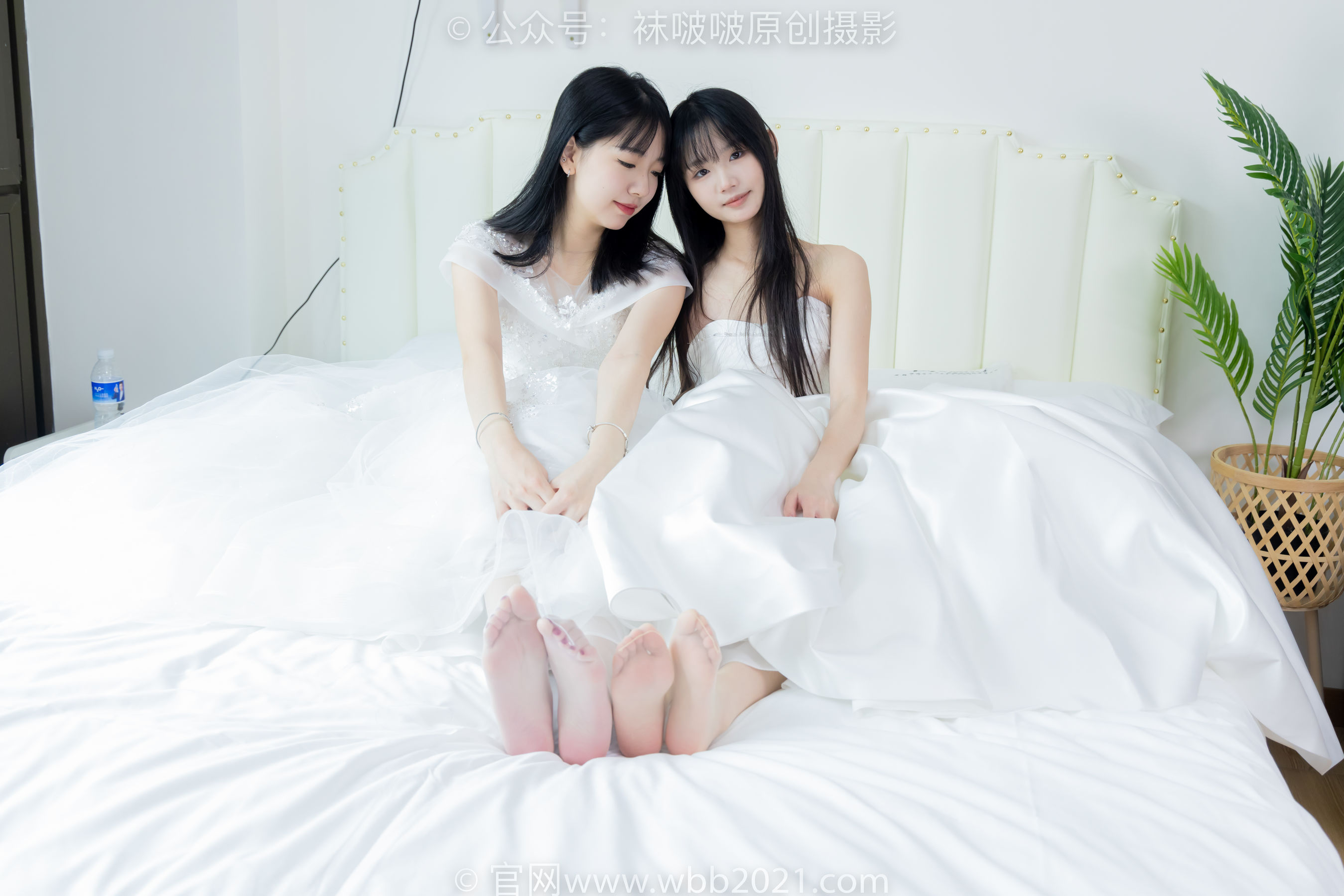 BoBoSocks袜啵啵 No.510 小甜豆&甜甜圈 - 两双高跟鞋、薄肉丝、薄白丝、婚纱主题、互相帮对方腿脚涂抹/(172P)