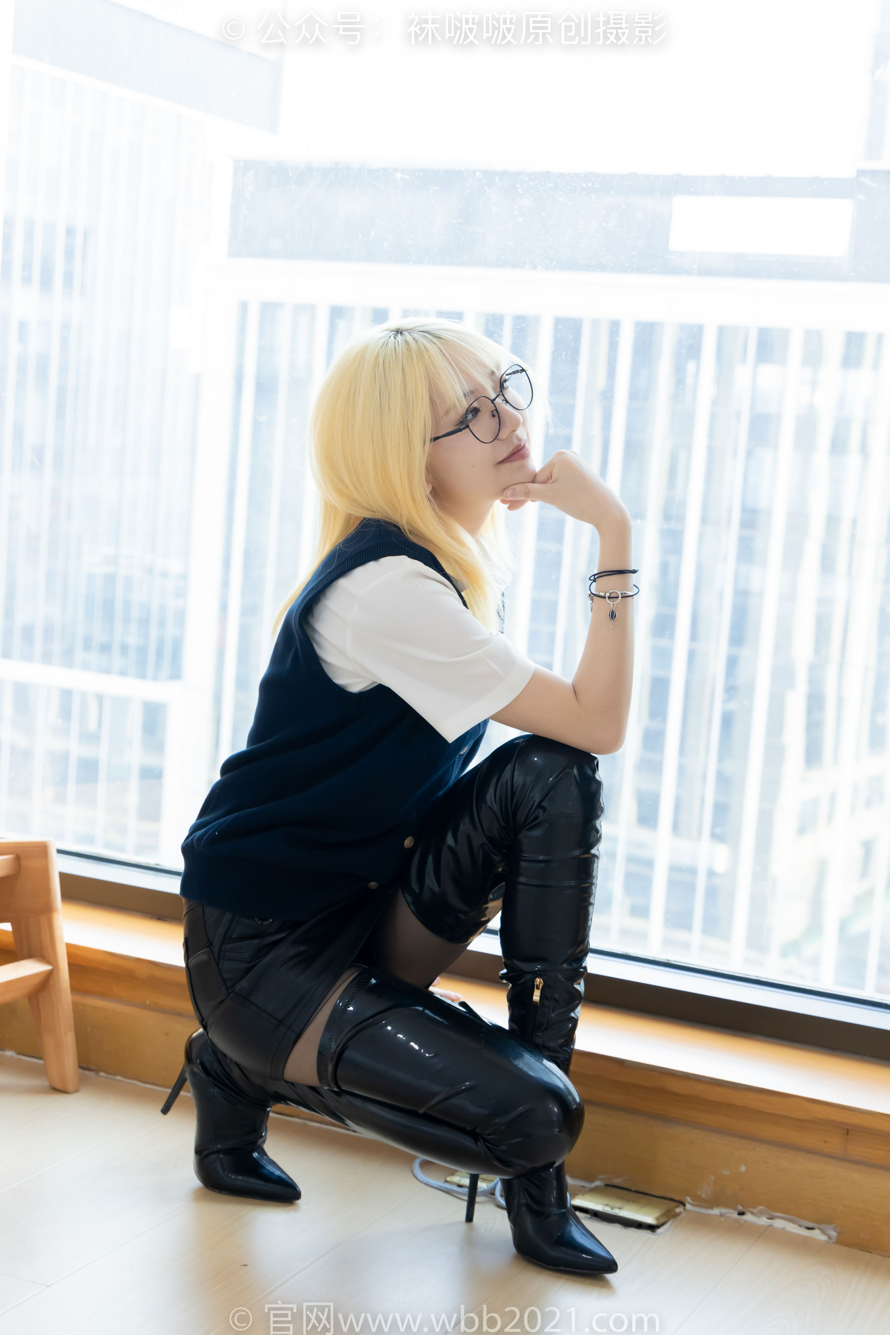 BoBoSocks袜啵啵 No.507 小甜豆 高跟长靴、薄黑丝、皮衣外套、ol风/(140P)