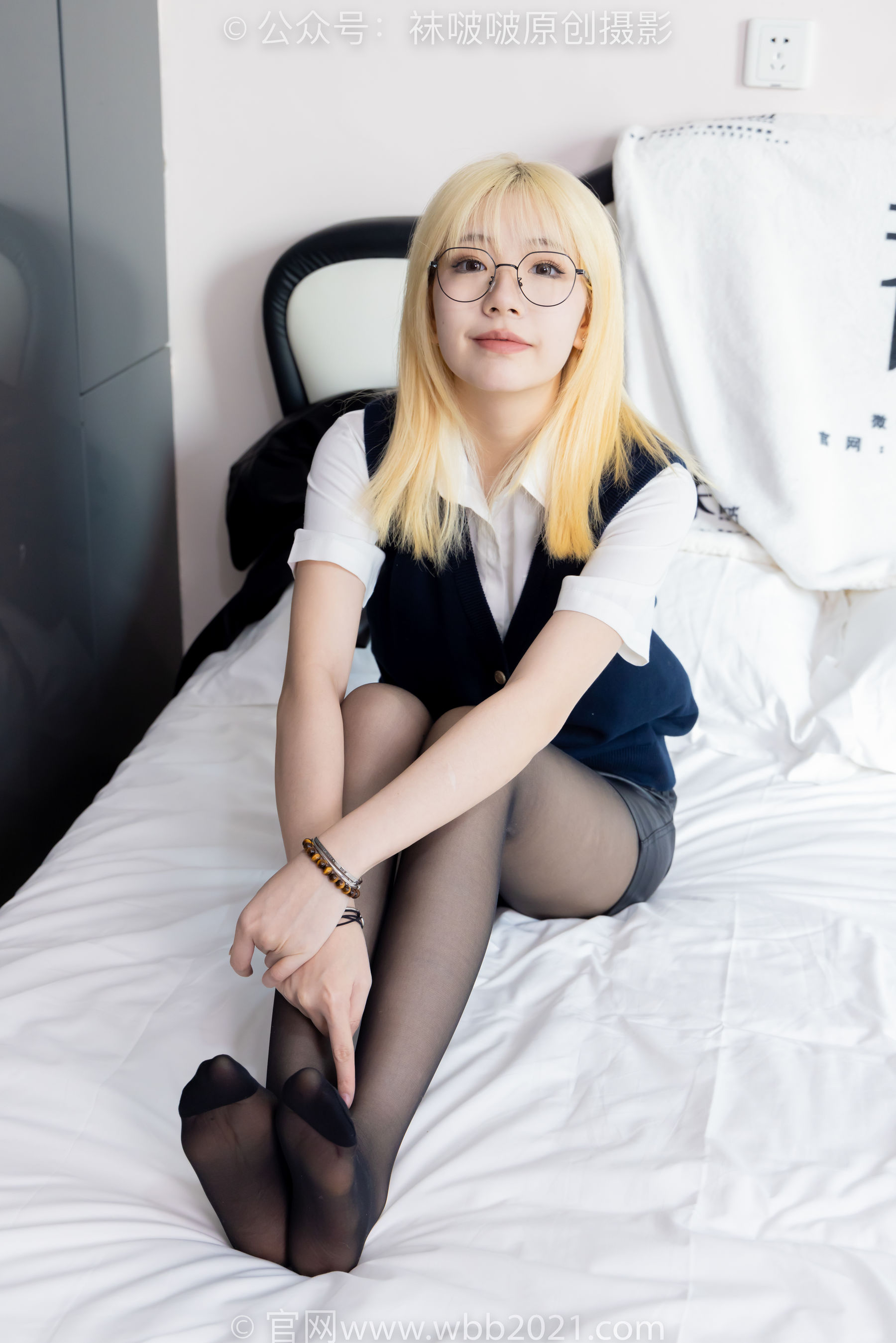 BoBoSocks袜啵啵 No.507 小甜豆 高跟长靴、薄黑丝、皮衣外套、ol风/(140P)