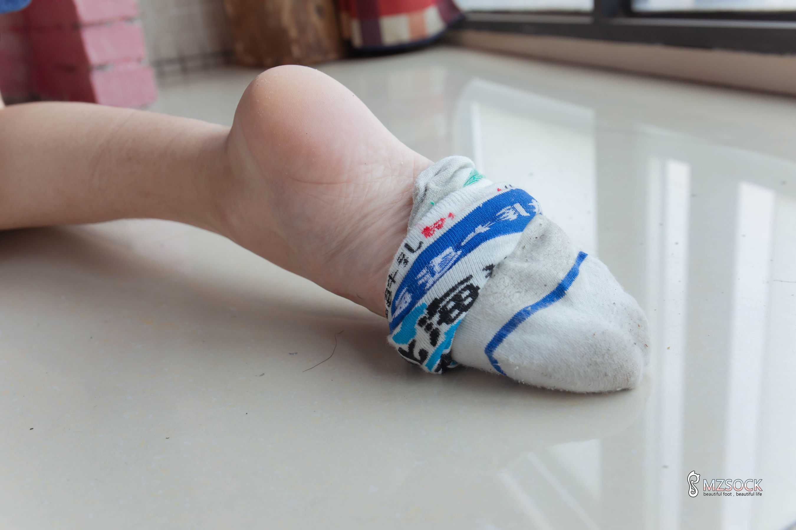 [MZSOCK]爱美足 No.195 茜茜/(84P)