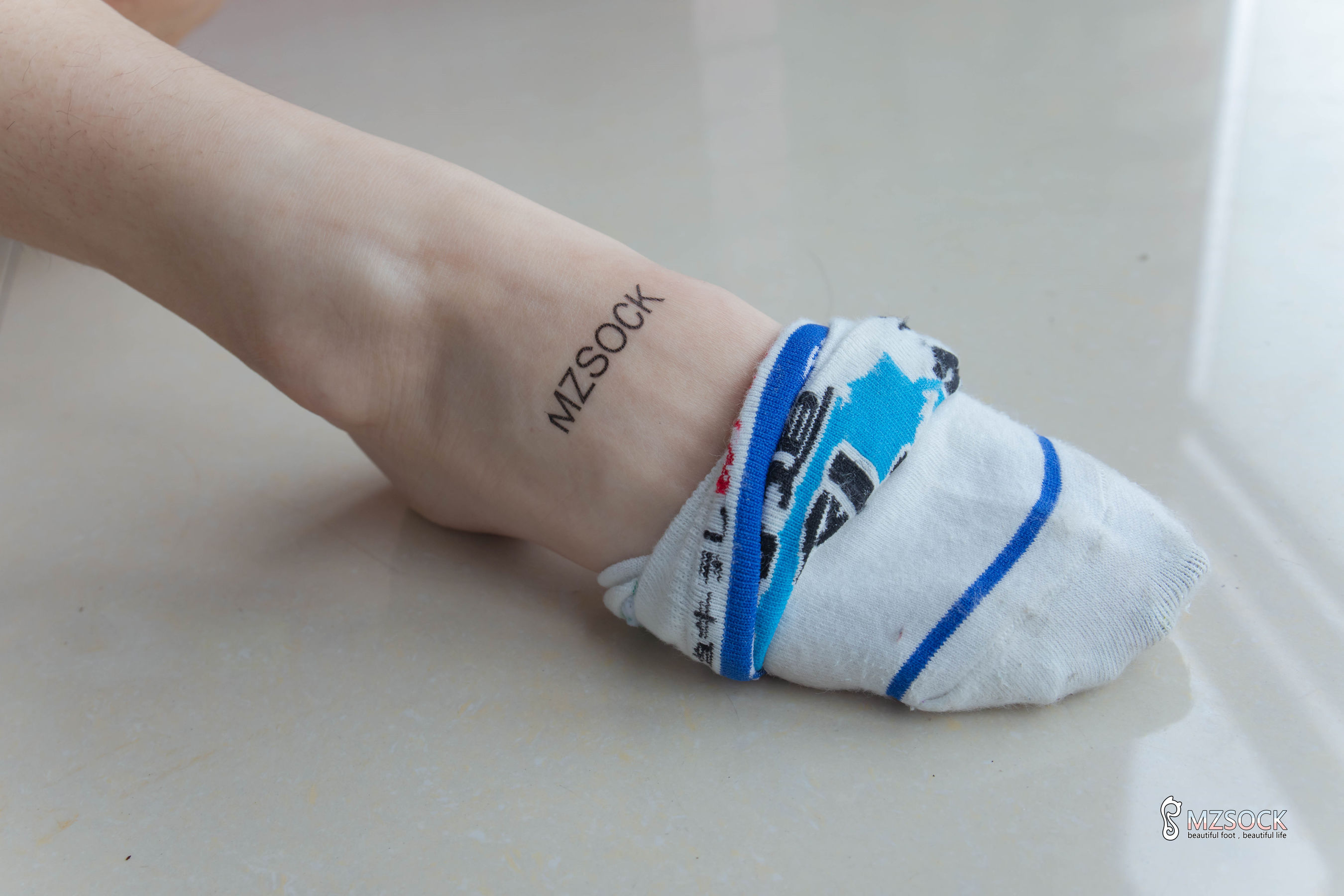 [MZSOCK]爱美足 No.195 茜茜/(84P)