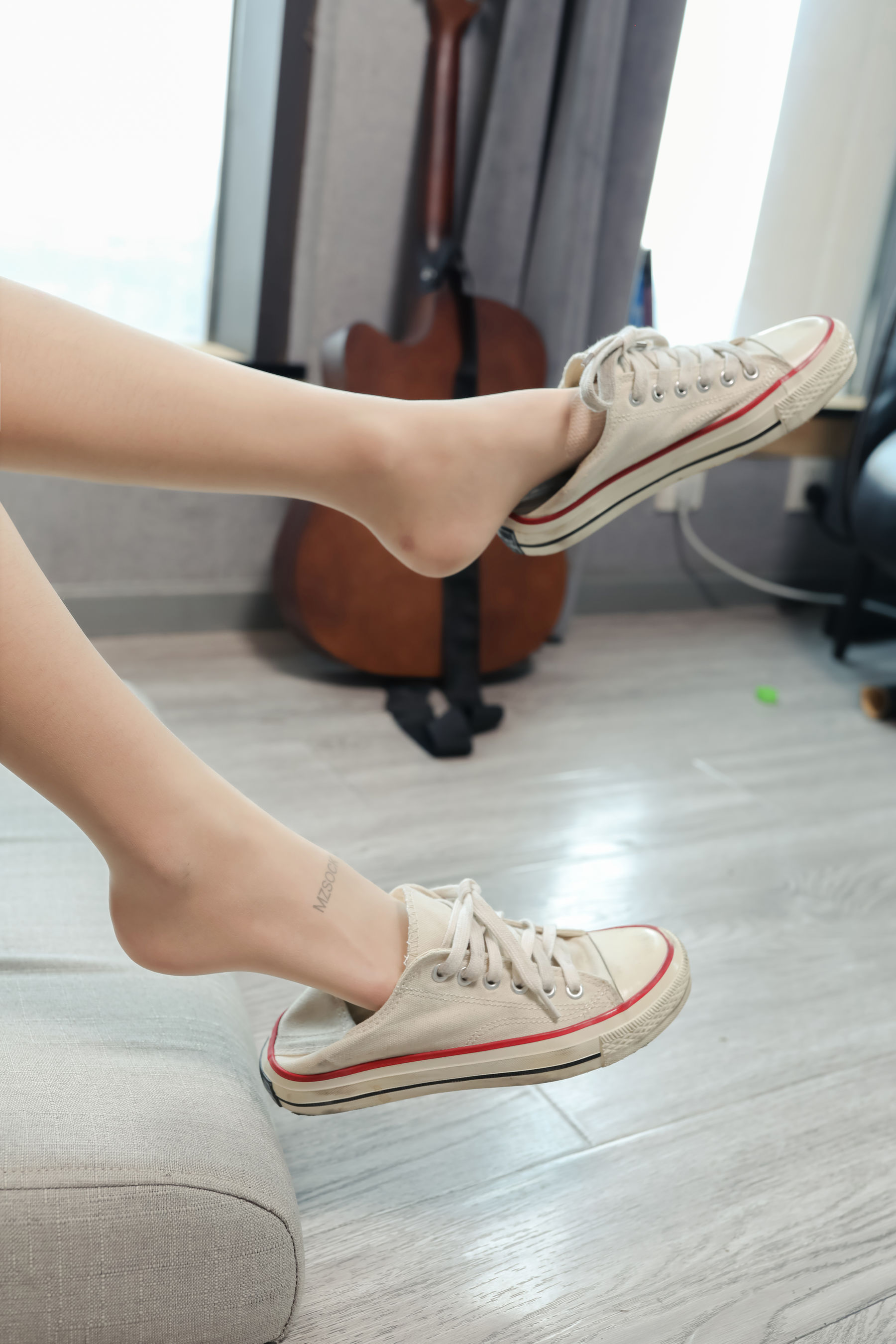 [MZSOCK]爱美足 No.098 茜茜/(81P)