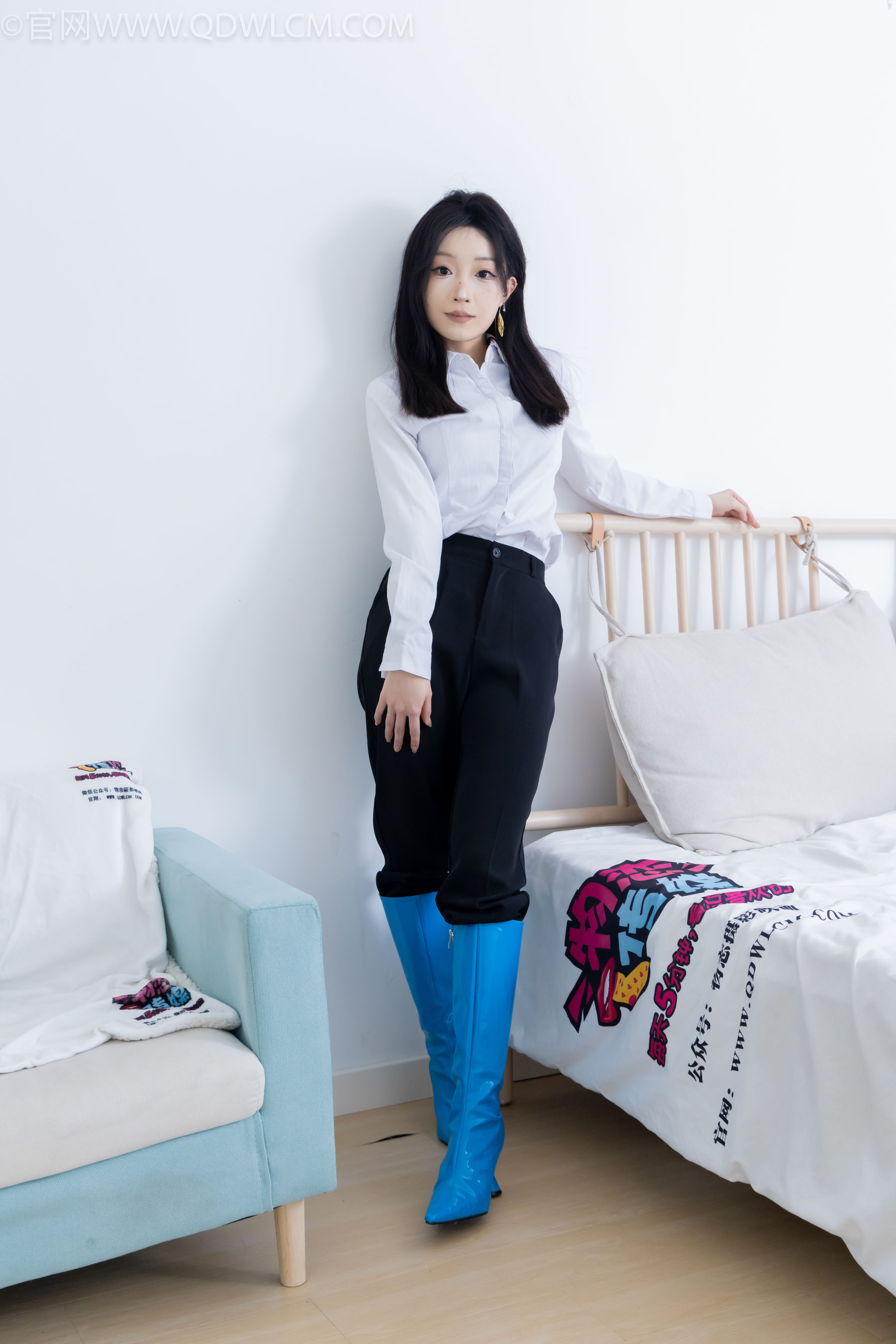 物恋传媒 No.2267 嘟嘟 -高跟长靴、薄黑丝/(238P)